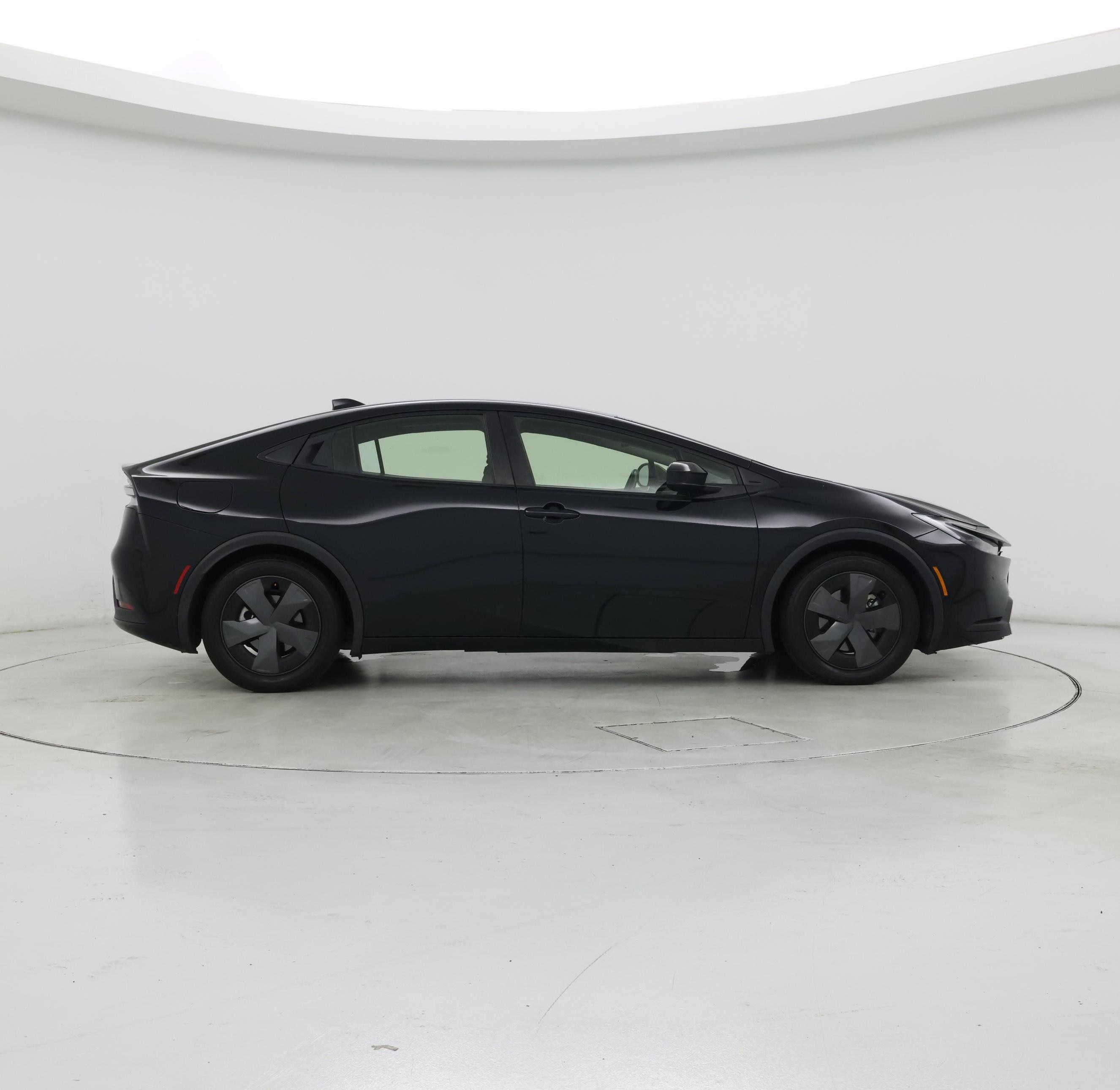Thumbnail: 2023 Toyota Prius Prime - 7