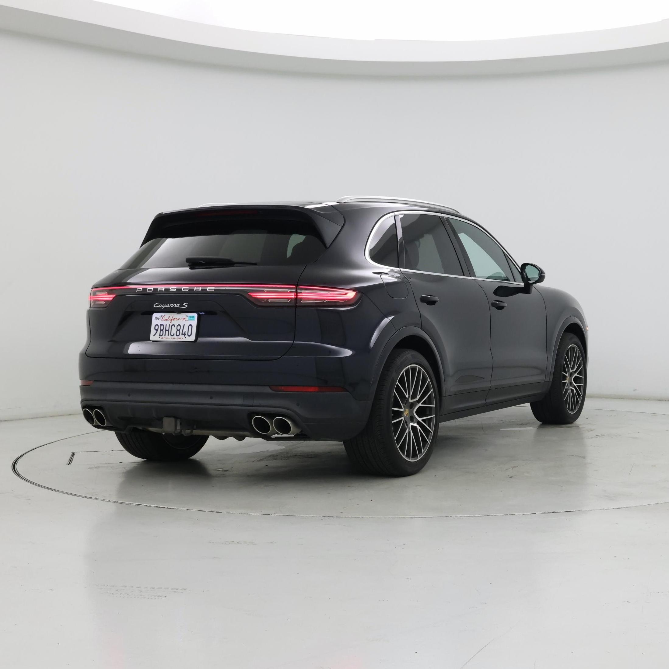 Thumbnail: 2019 Porsche Cayenne - 8