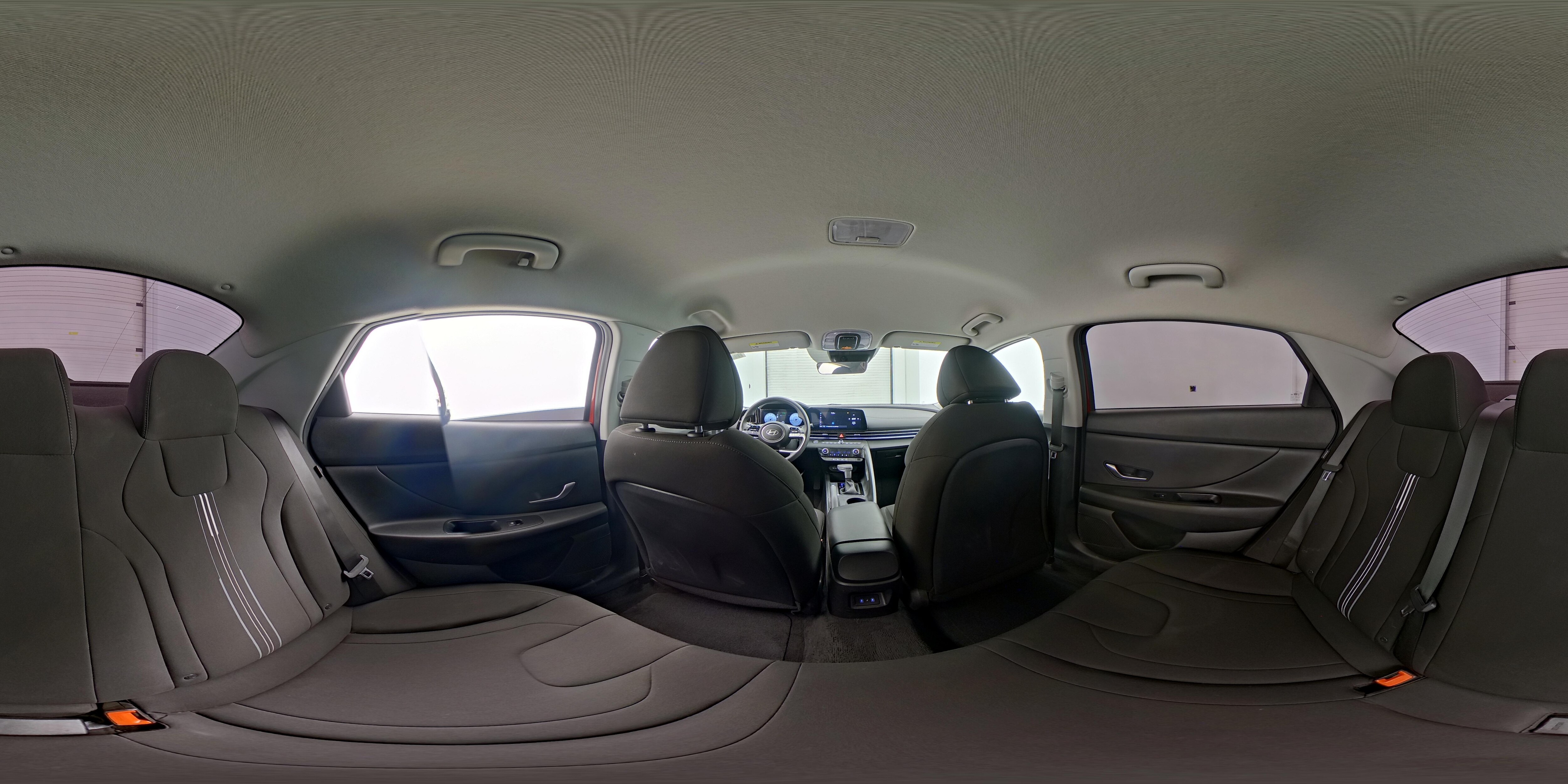 2024 Hyundai Elantra SEL - Photo 26