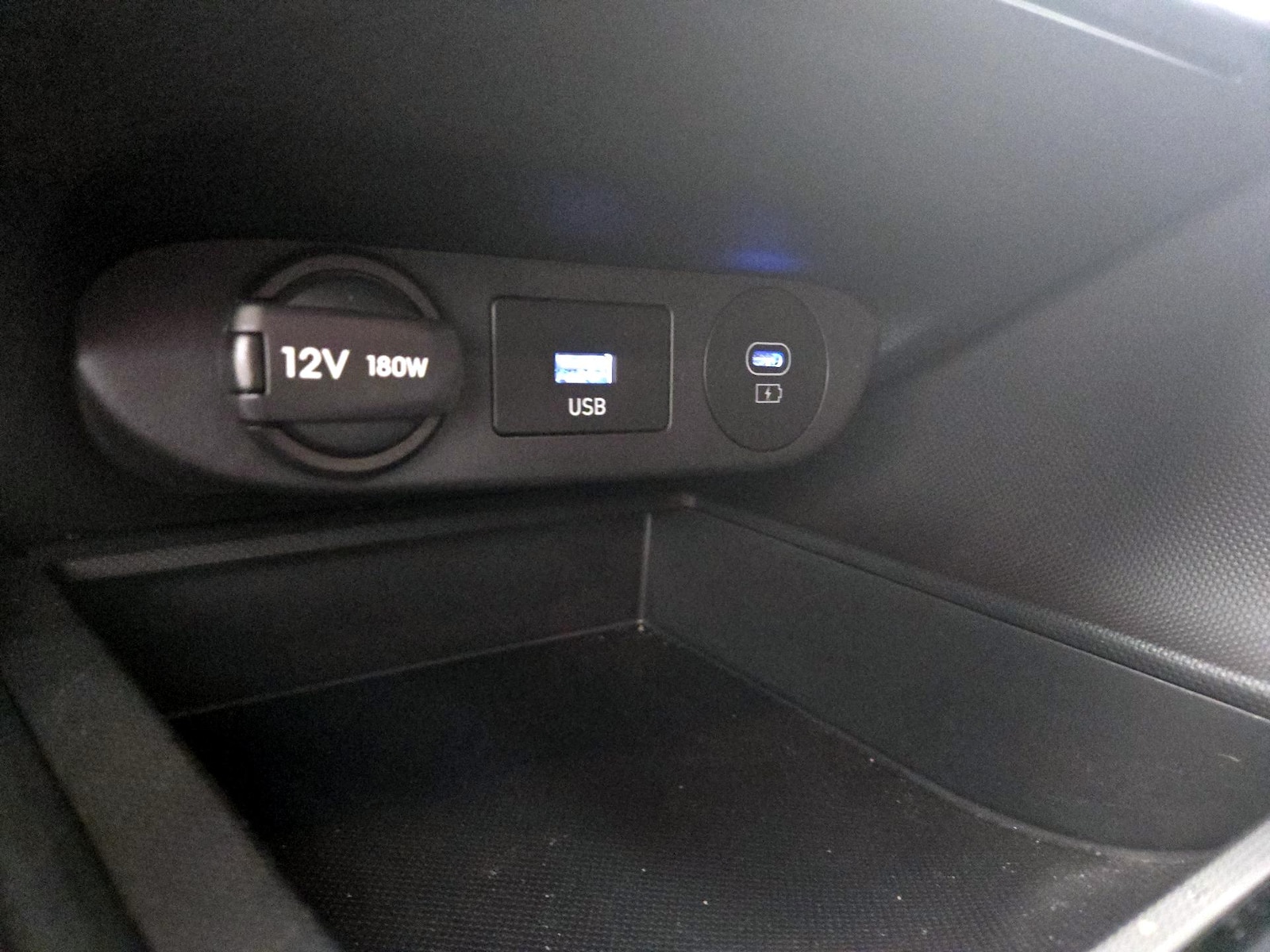 2024 Hyundai Elantra SEL - Photo 20