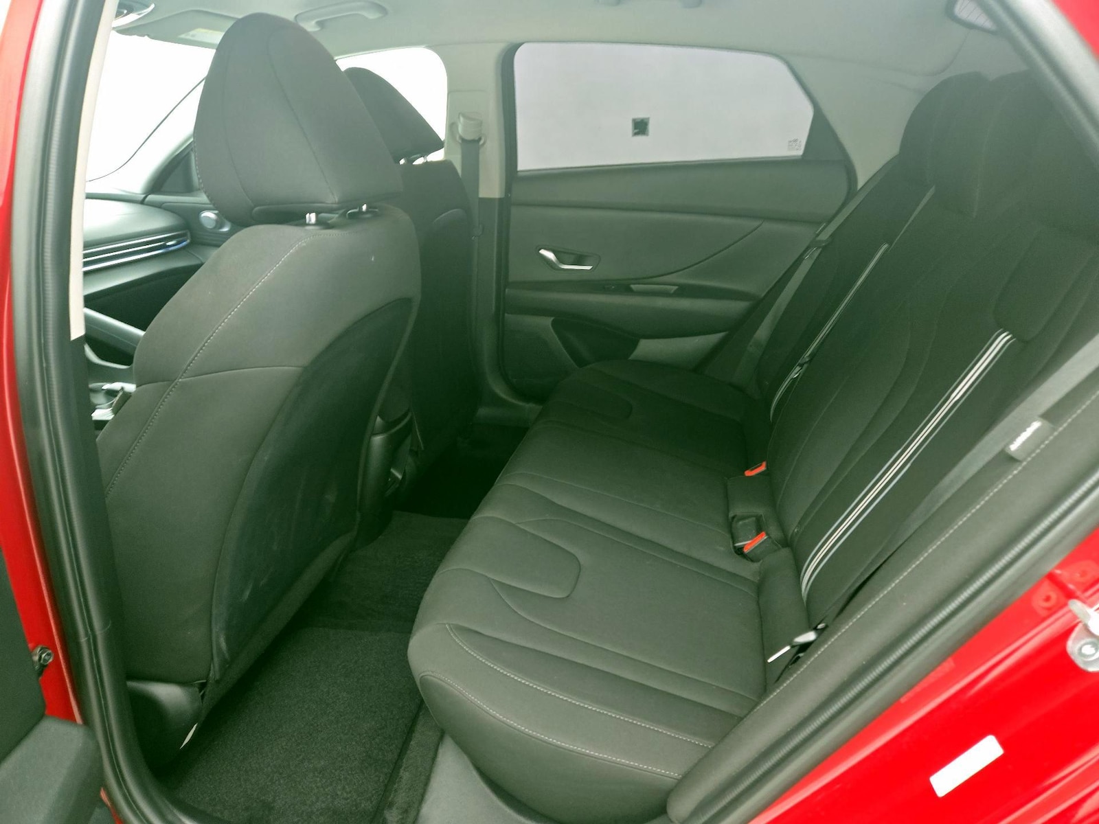 2024 Hyundai Elantra SEL - Photo 21