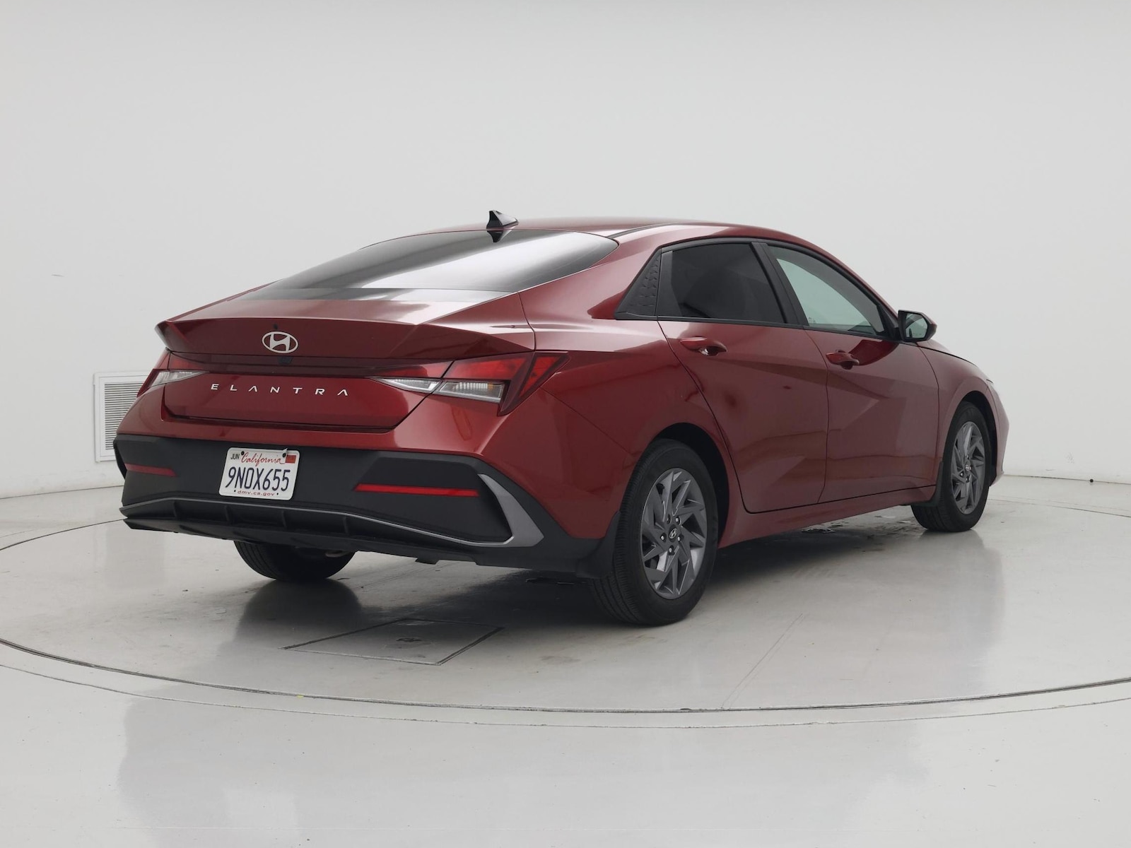 2024 Hyundai Elantra SEL - Photo 9