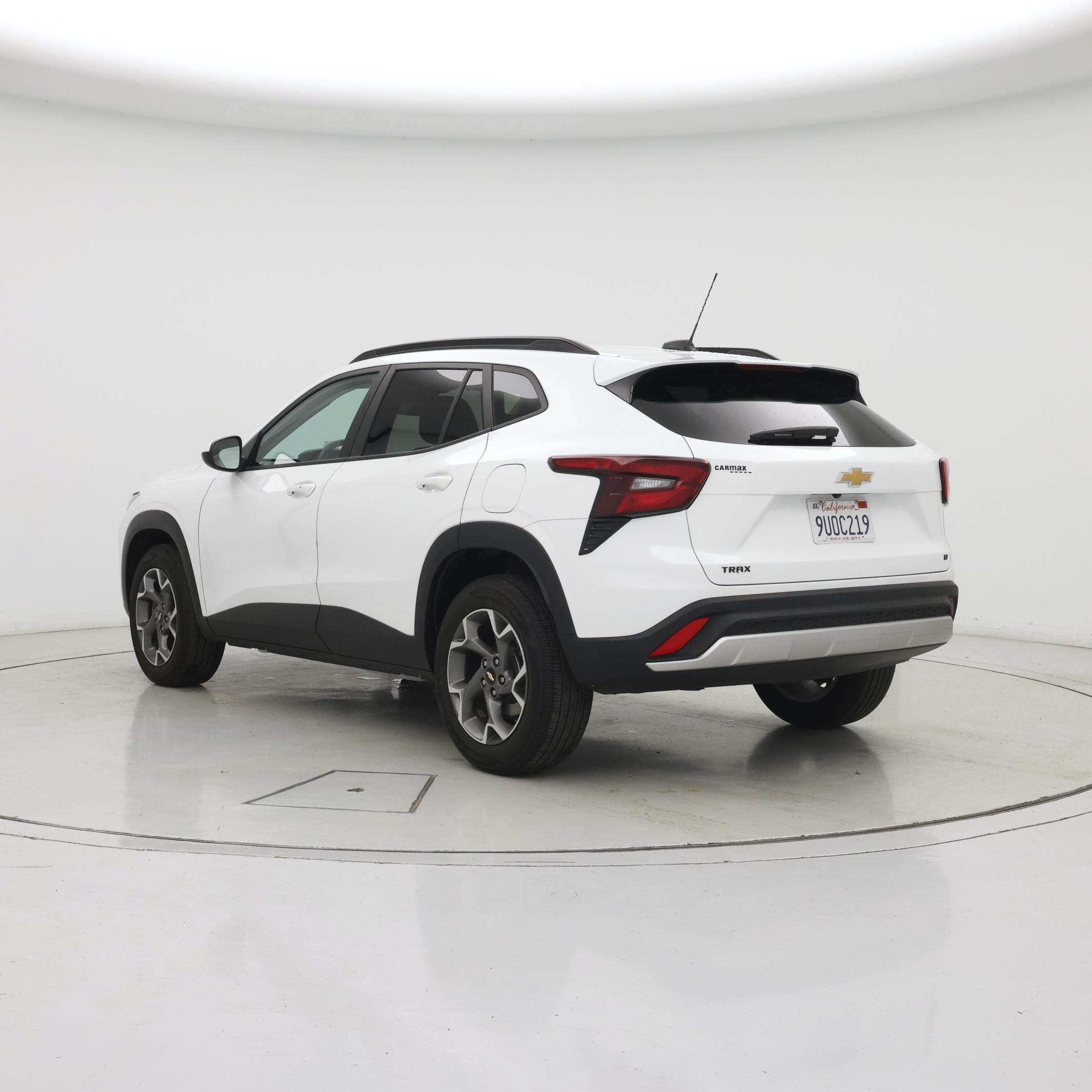 Thumbnail: 2025 Chevrolet Trax - 2