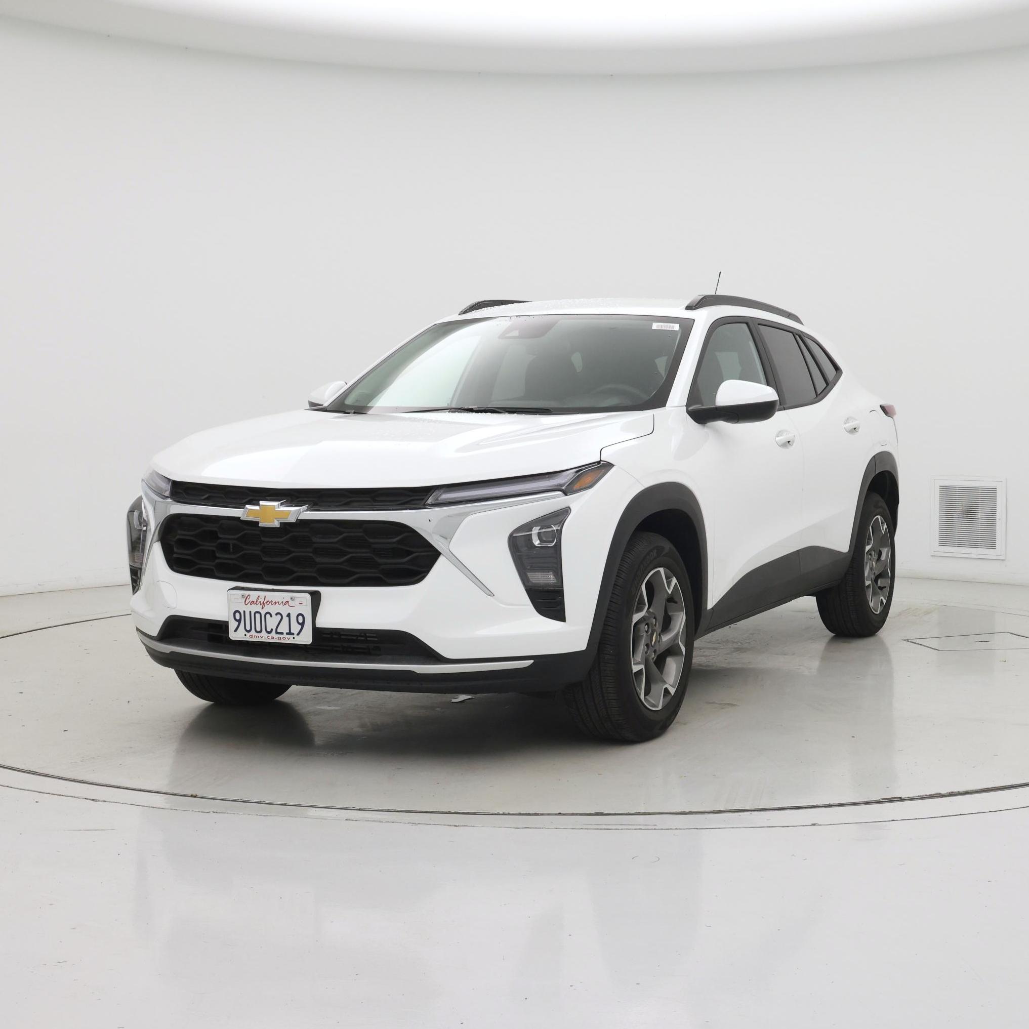 Thumbnail: 2025 Chevrolet Trax - 4