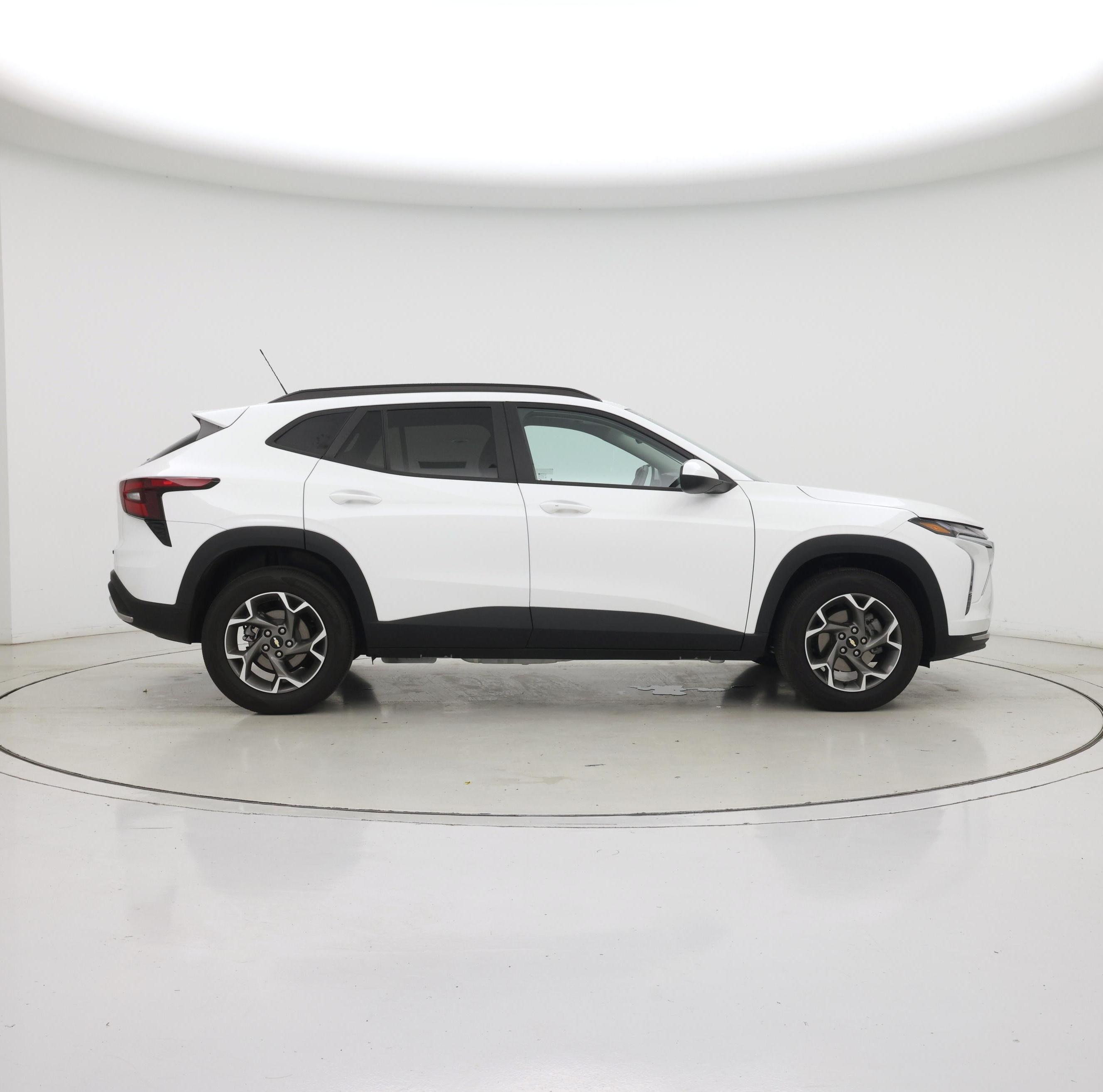 Thumbnail: 2025 Chevrolet Trax - 7