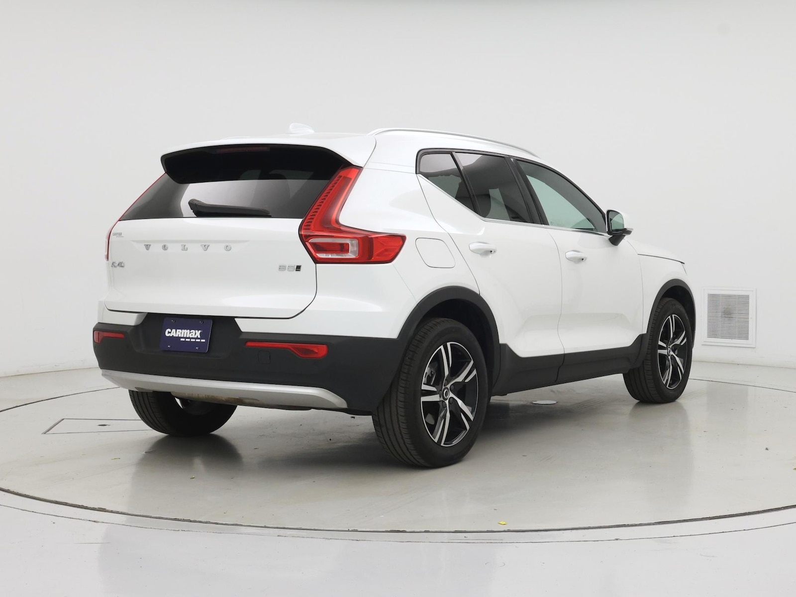 2025 Volvo XC40 Core - Photo 9
