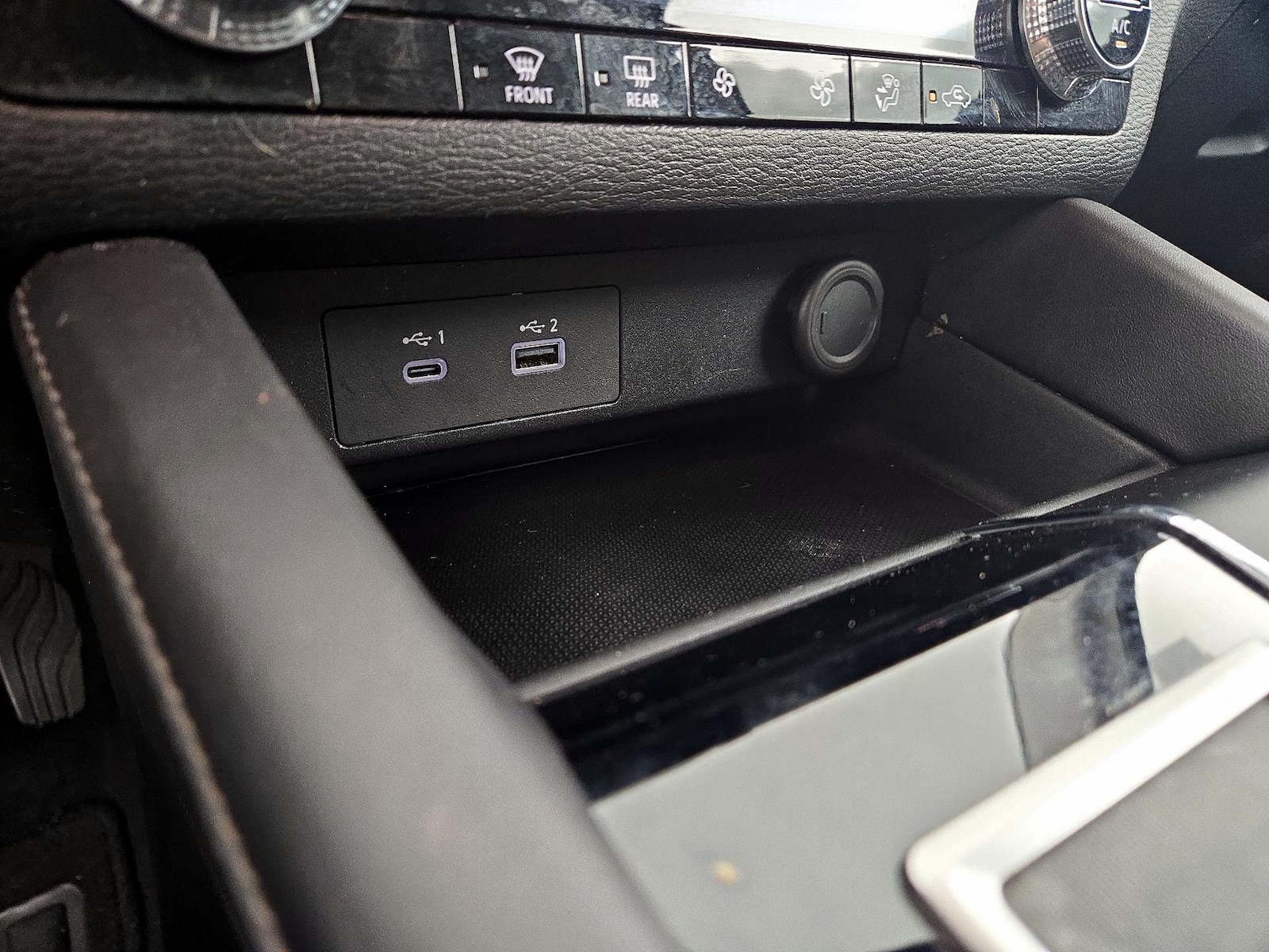 2023 Mitsubishi Outlander SE - Photo 20