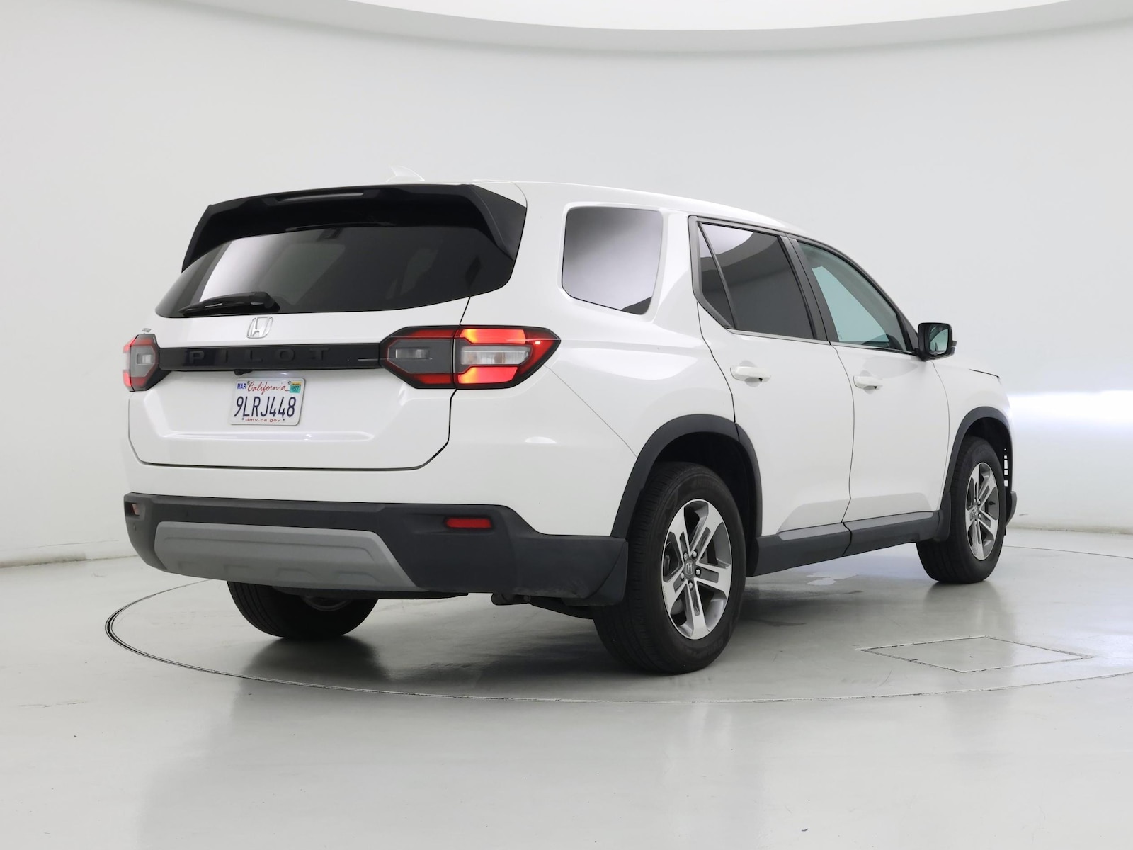 2024 Honda Pilot EX-L - Photo 9