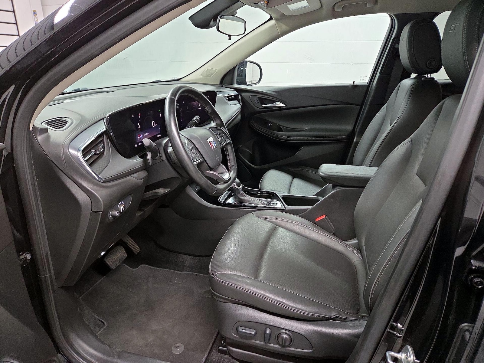 2024 Buick Encore GX Sport Touring - Photo 10