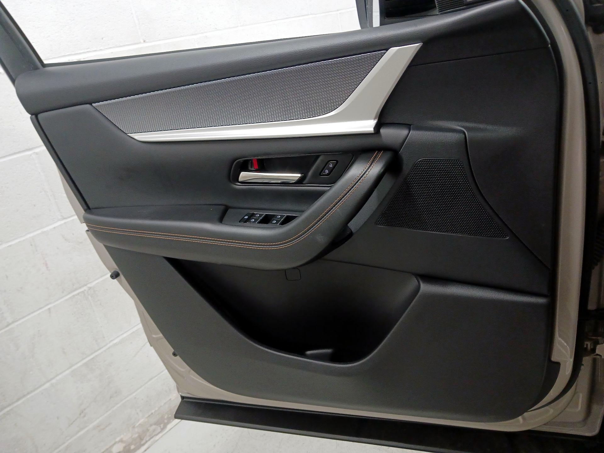 Thumbnail: 2025 Mazda CX-90 - 10