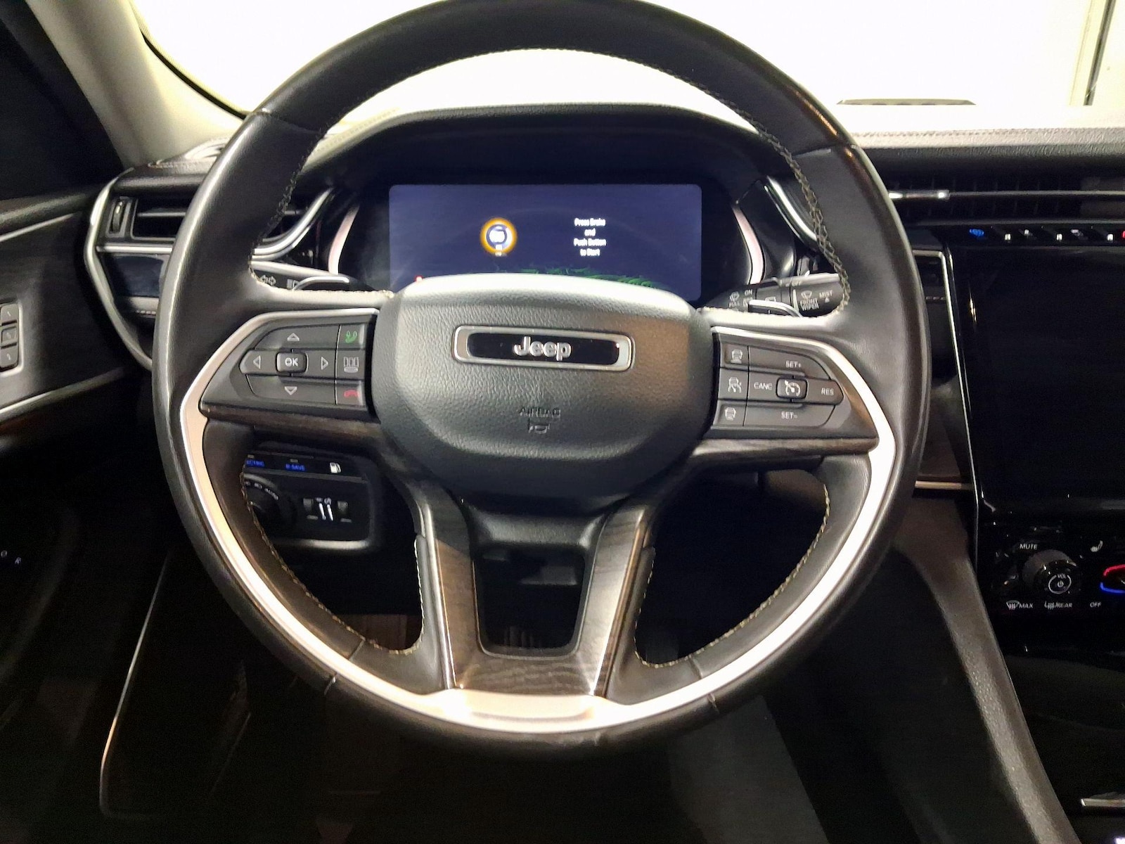 2023 Jeep Grand Cherokee 4xe - Photo 11