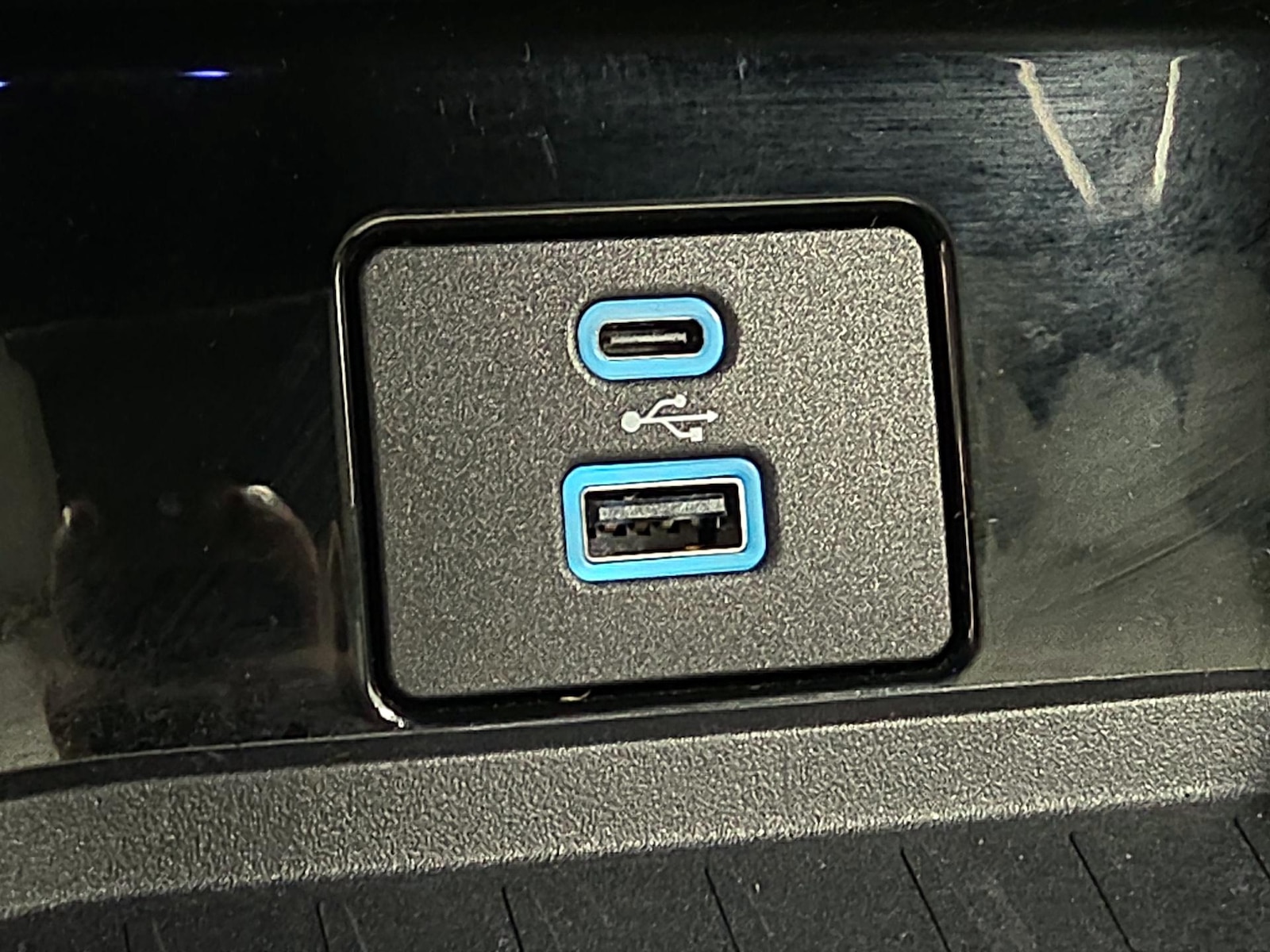 2023 Ford Mustang Mach-E Premium RWD - Photo 18