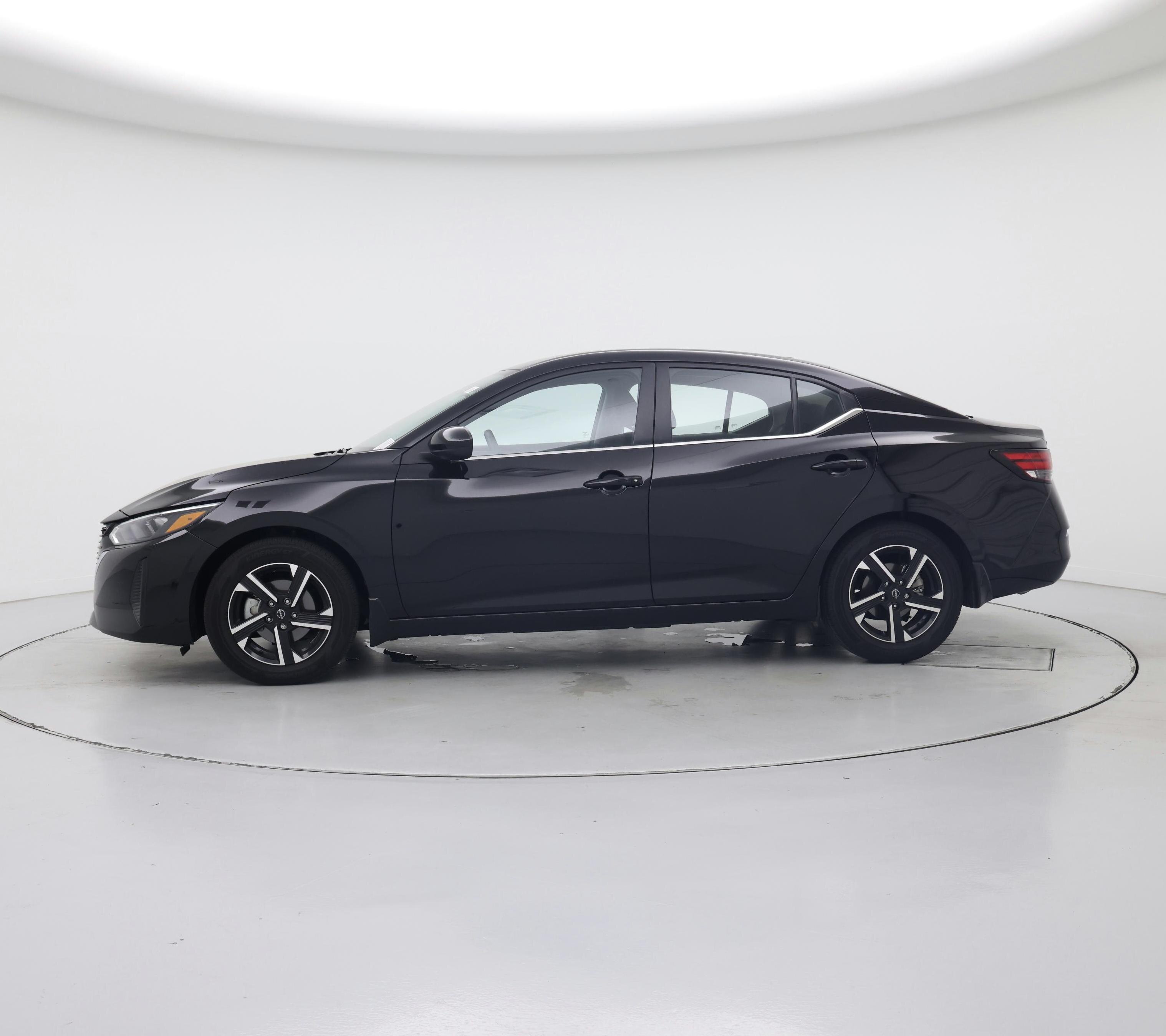 Thumbnail: 2025 Nissan Sentra - 3