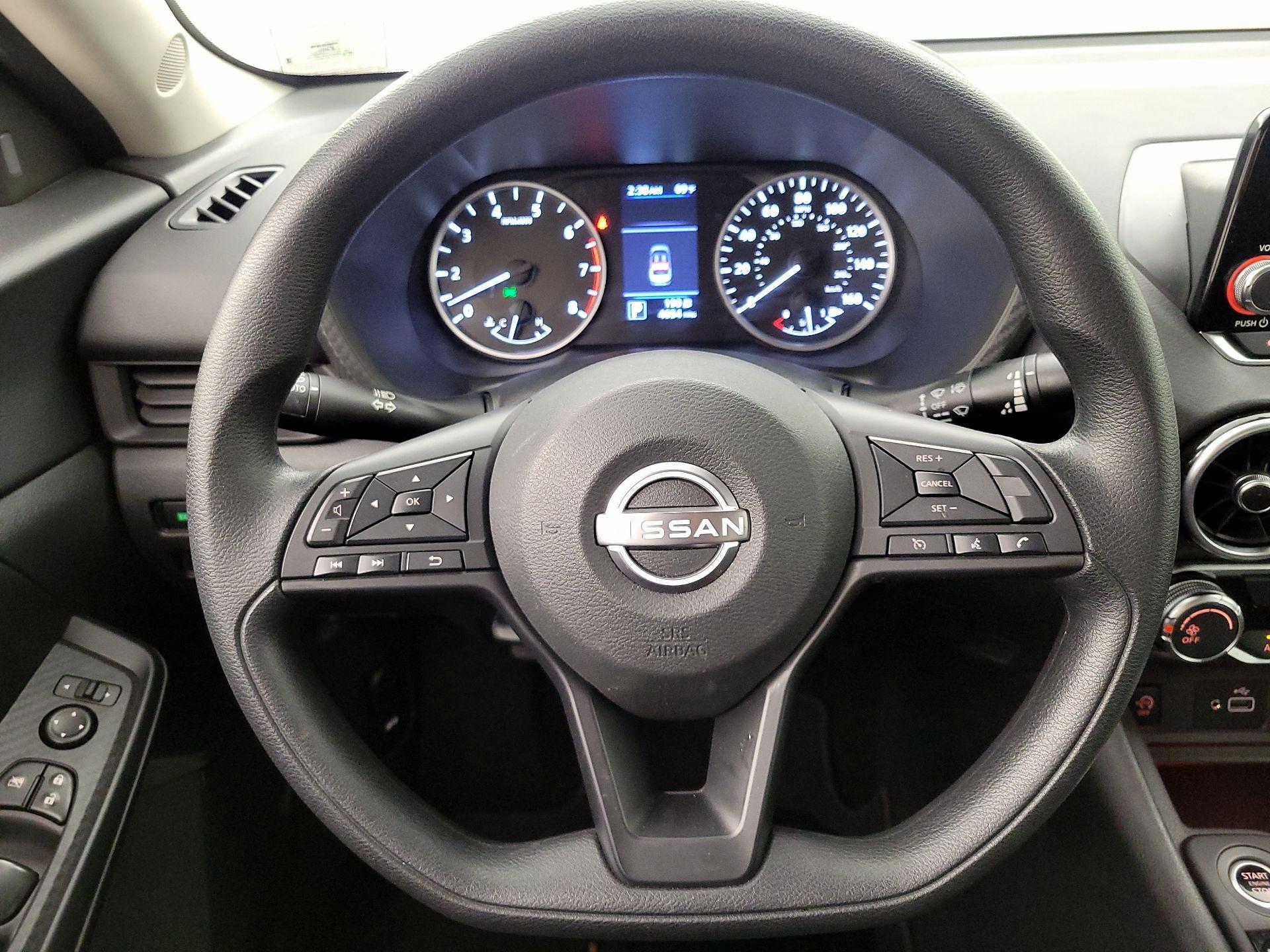 Thumbnail: 2025 Nissan Sentra - 10