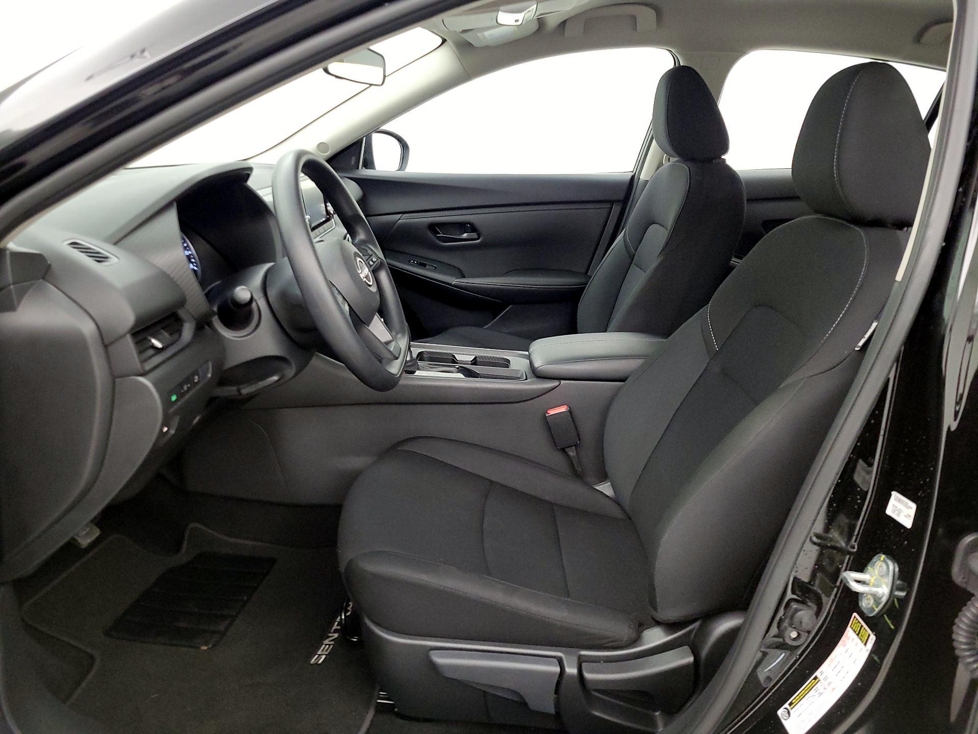 Thumbnail: 2025 Nissan Sentra - 11