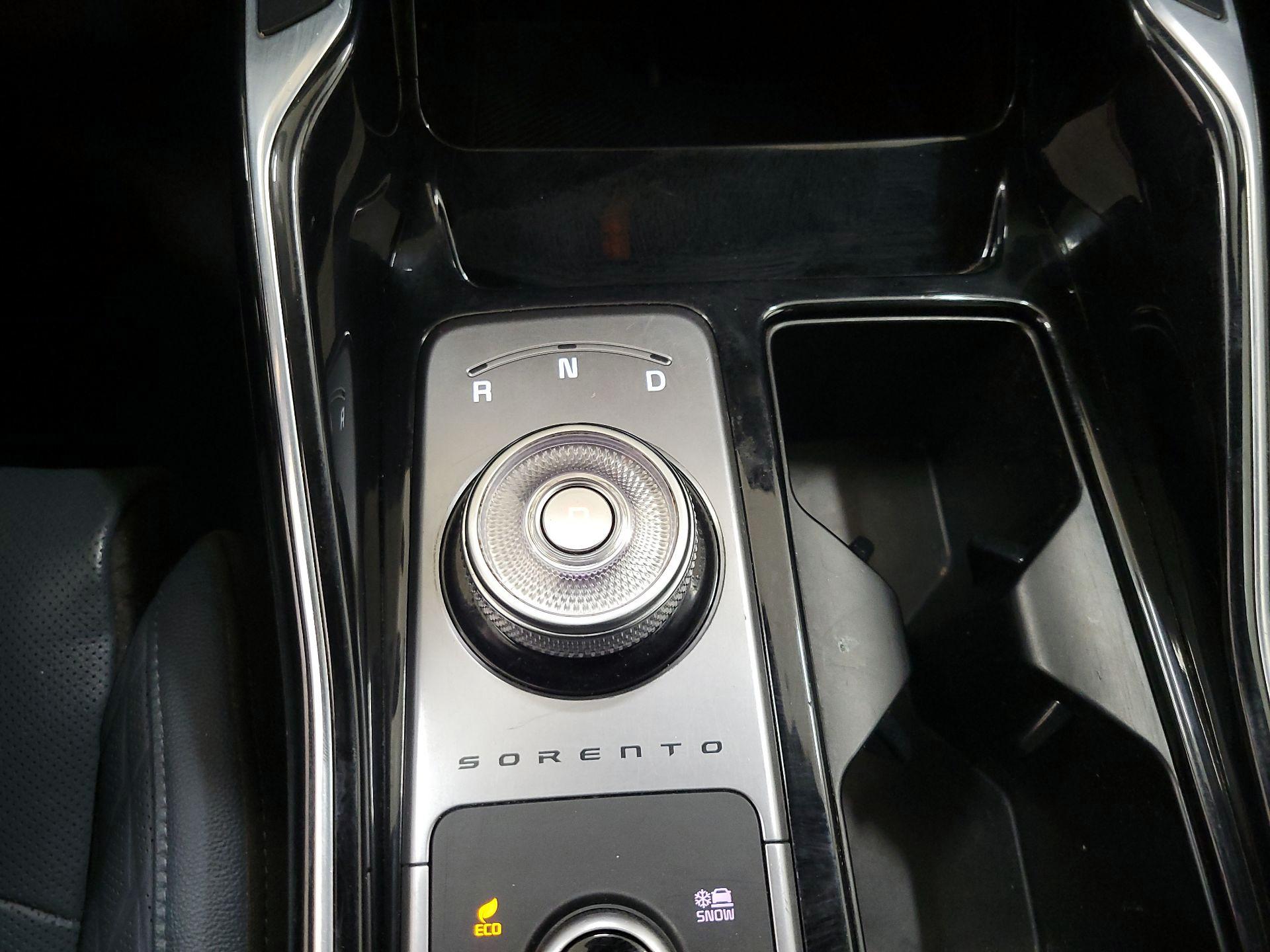 Thumbnail: 2025 Kia Sorento - 18