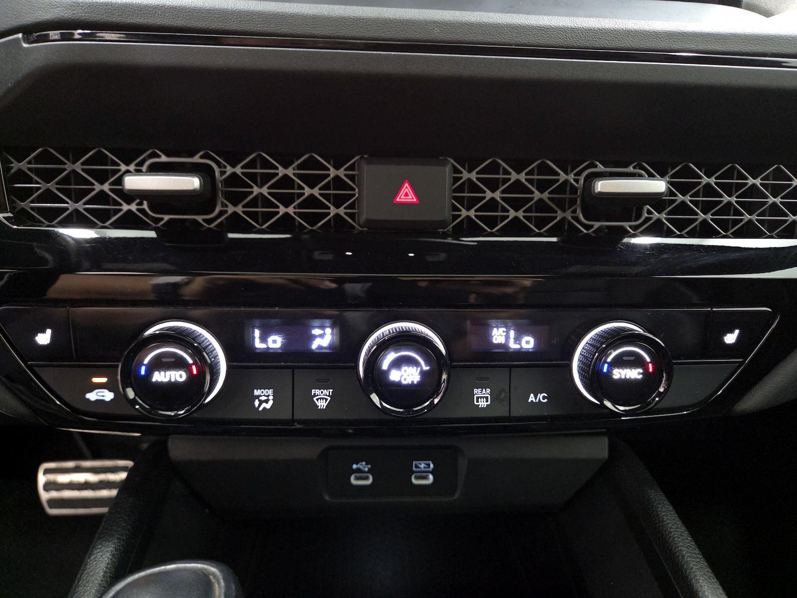 2024 Honda Accord Hybrid Sport-L - Photo 16