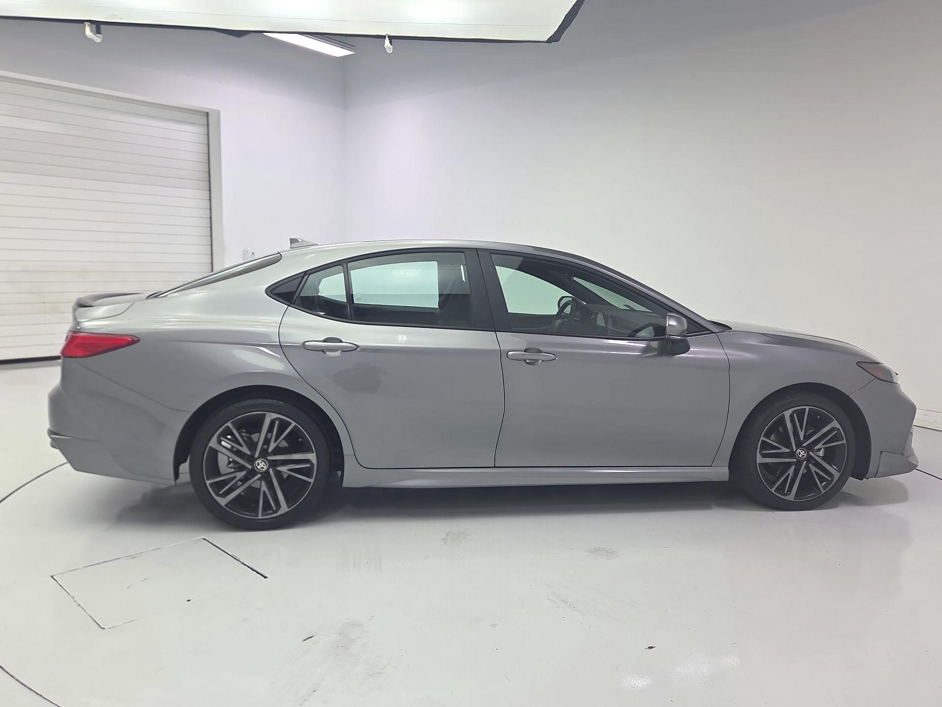 Thumbnail: 2026 Toyota Camry - 4