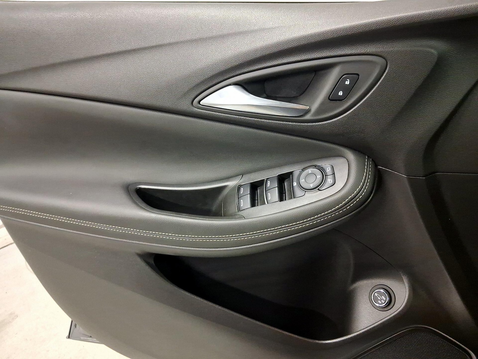 2023 Buick Encore GX Select - Photo 11