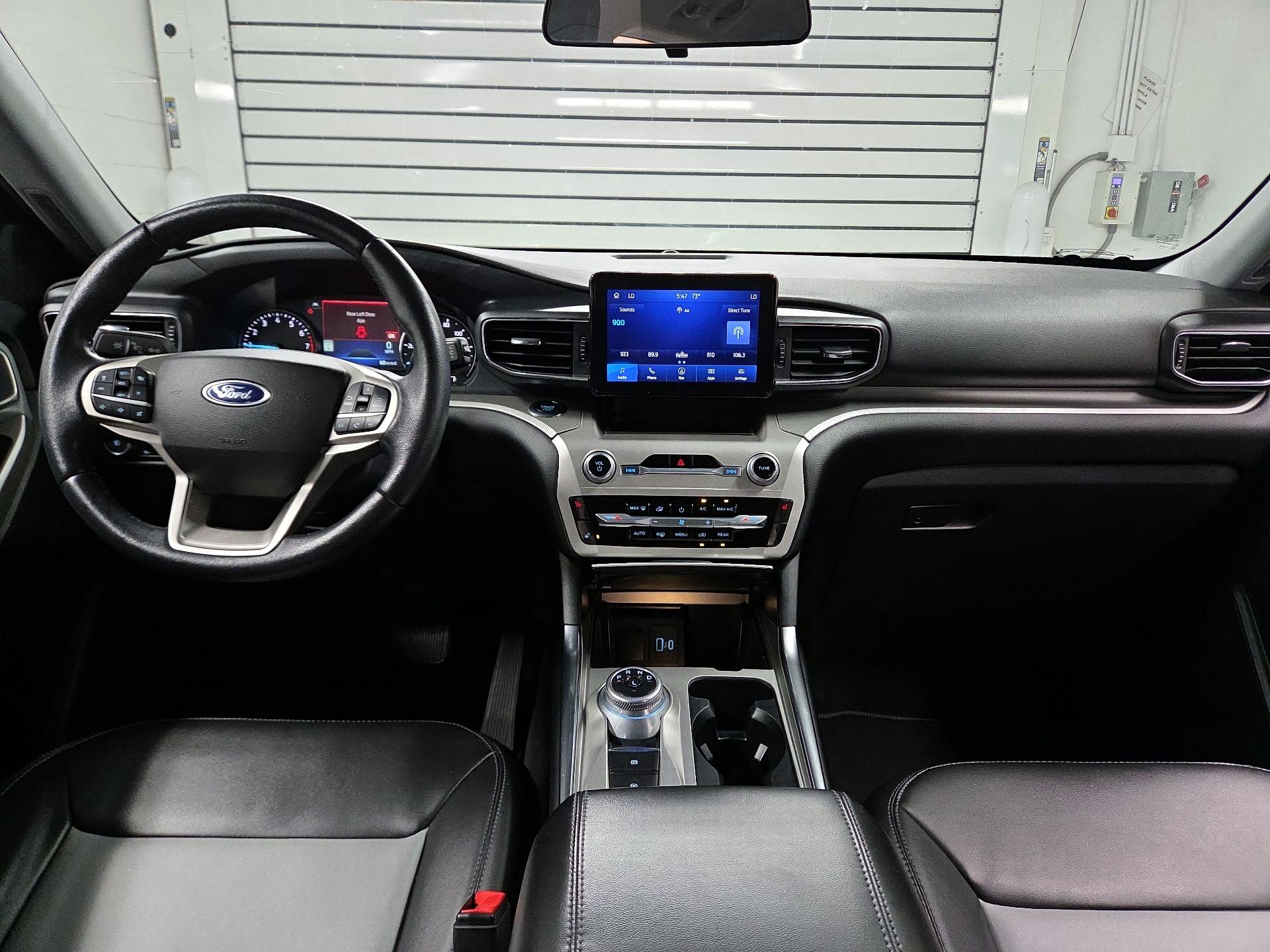 Thumbnail: 2022 Ford Explorer - 9