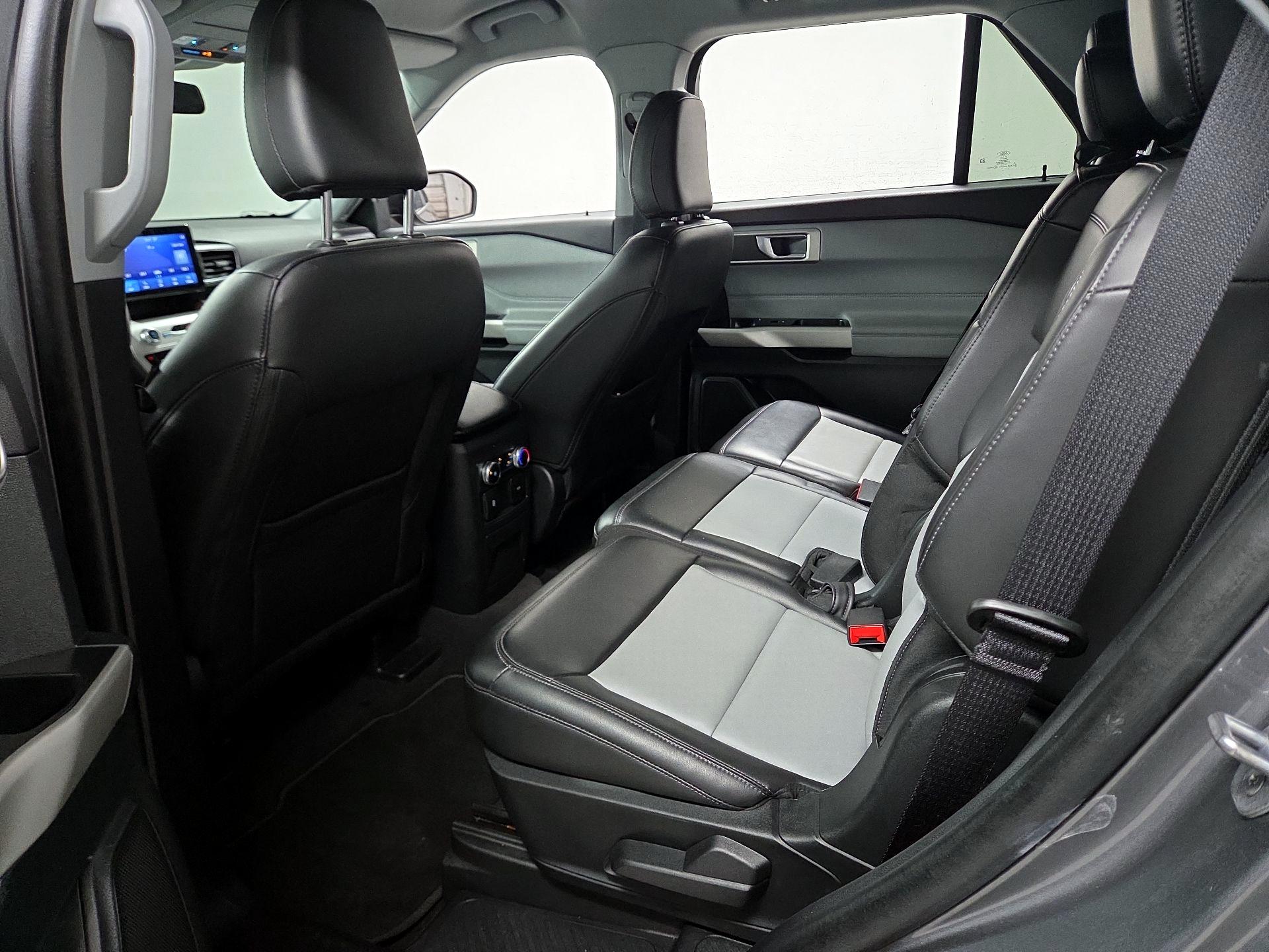 Thumbnail: 2022 Ford Explorer - 19