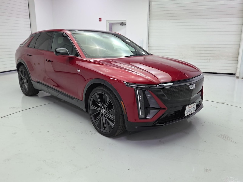 2024 Cadillac LYRIQ Sport 3