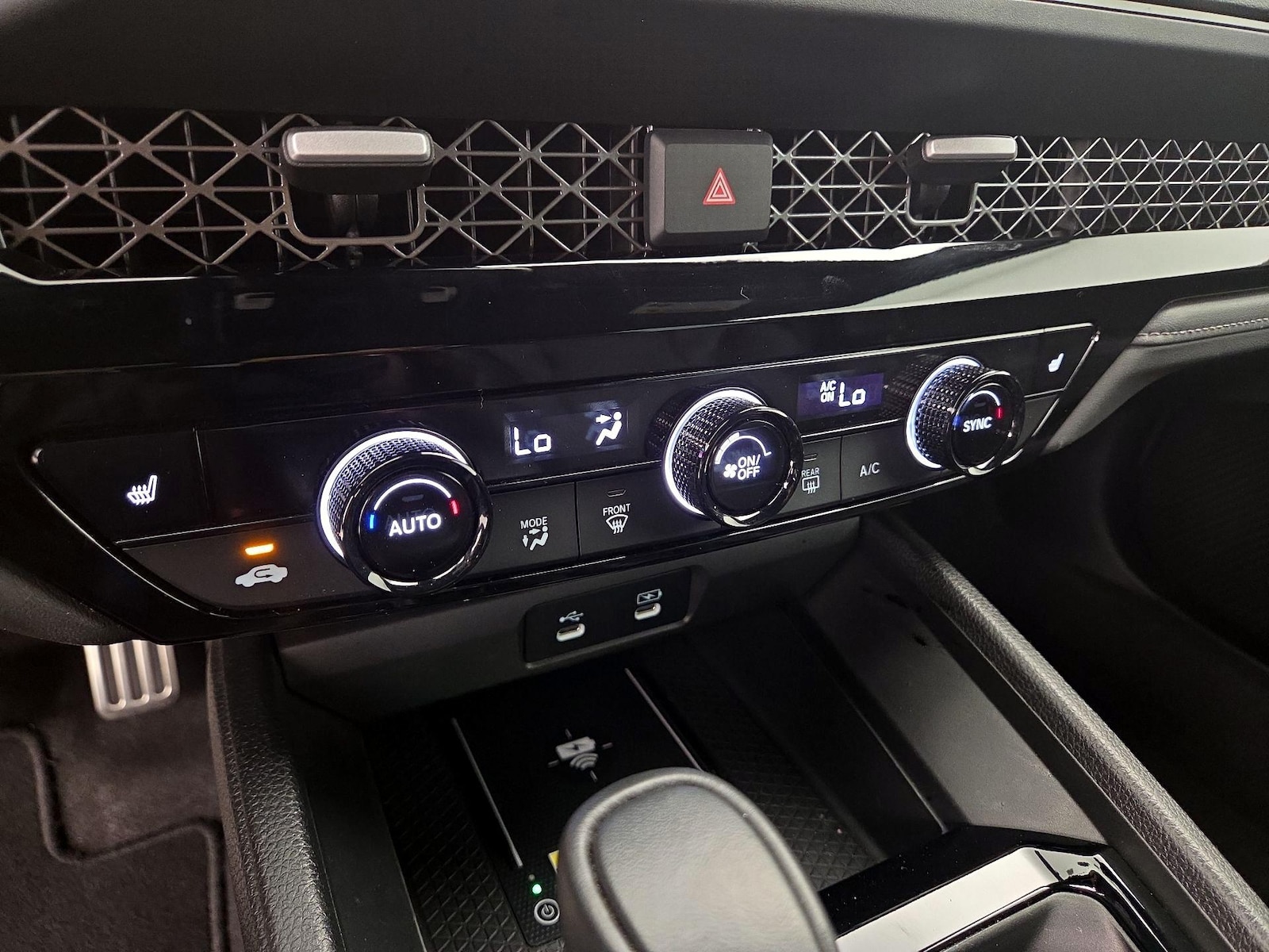 2025 Honda Accord Hybrid Sport-L - Photo 16