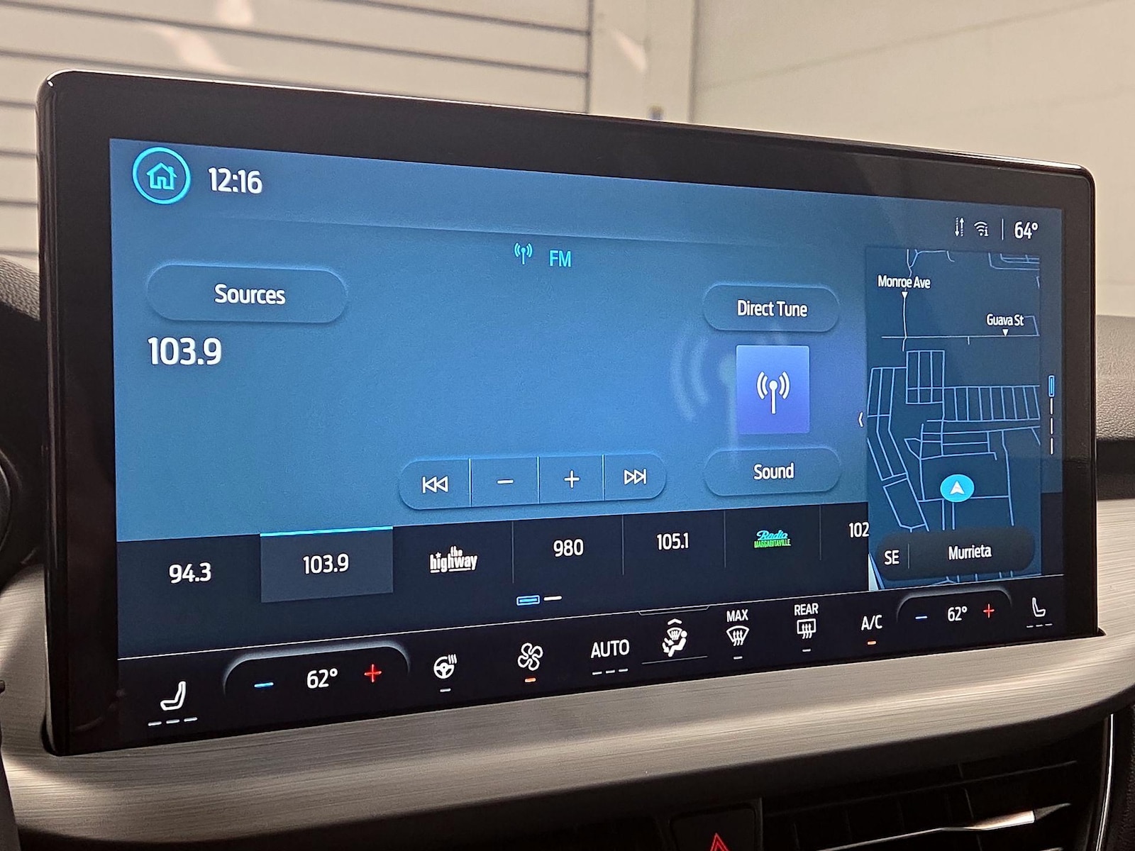 2023 Ford Escape PHEV - Photo 15