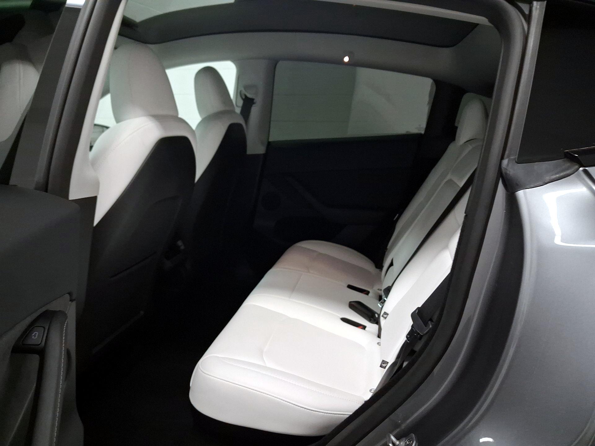 Thumbnail: 2025 Tesla Model Y - 18