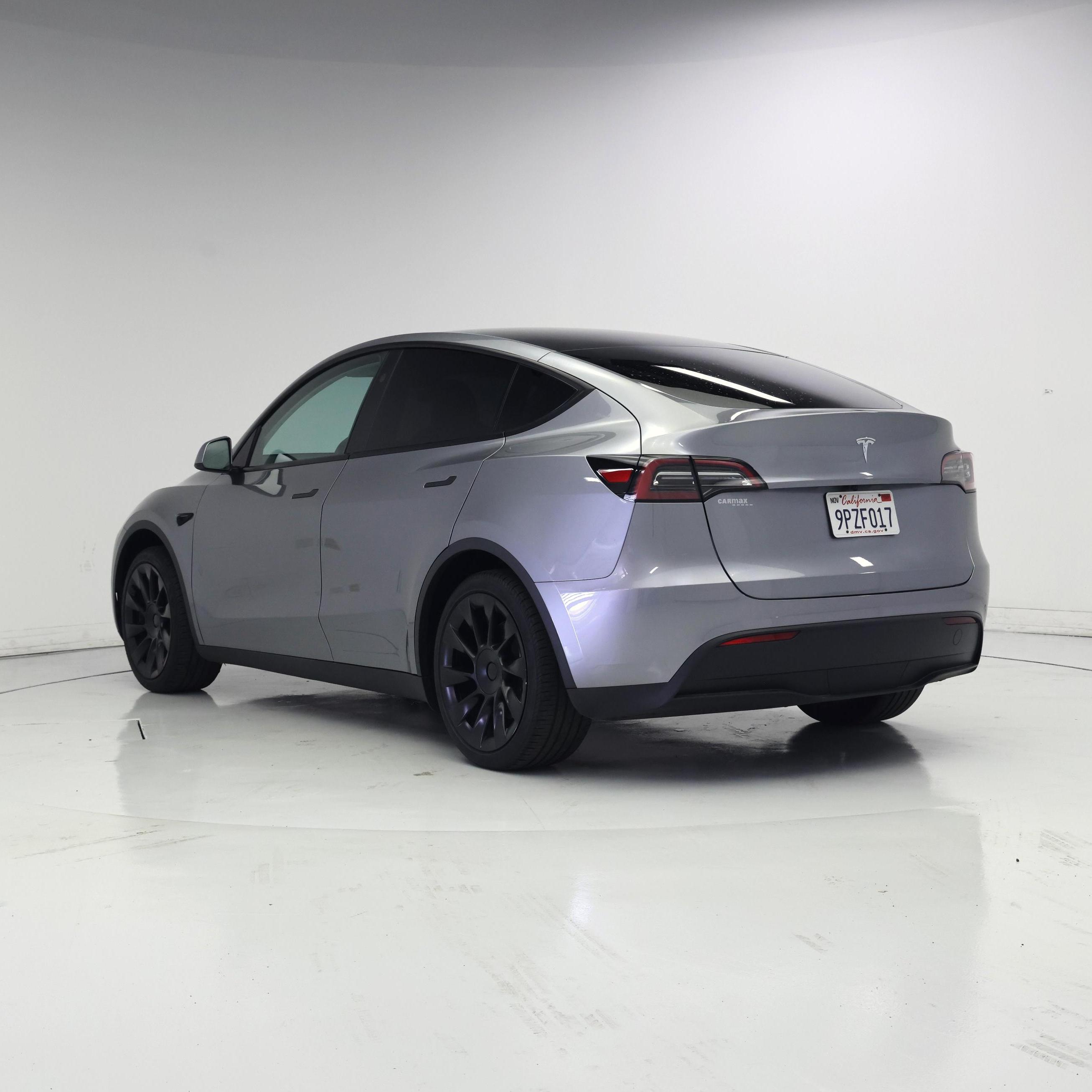 Thumbnail: 2025 Tesla Model Y - 2
