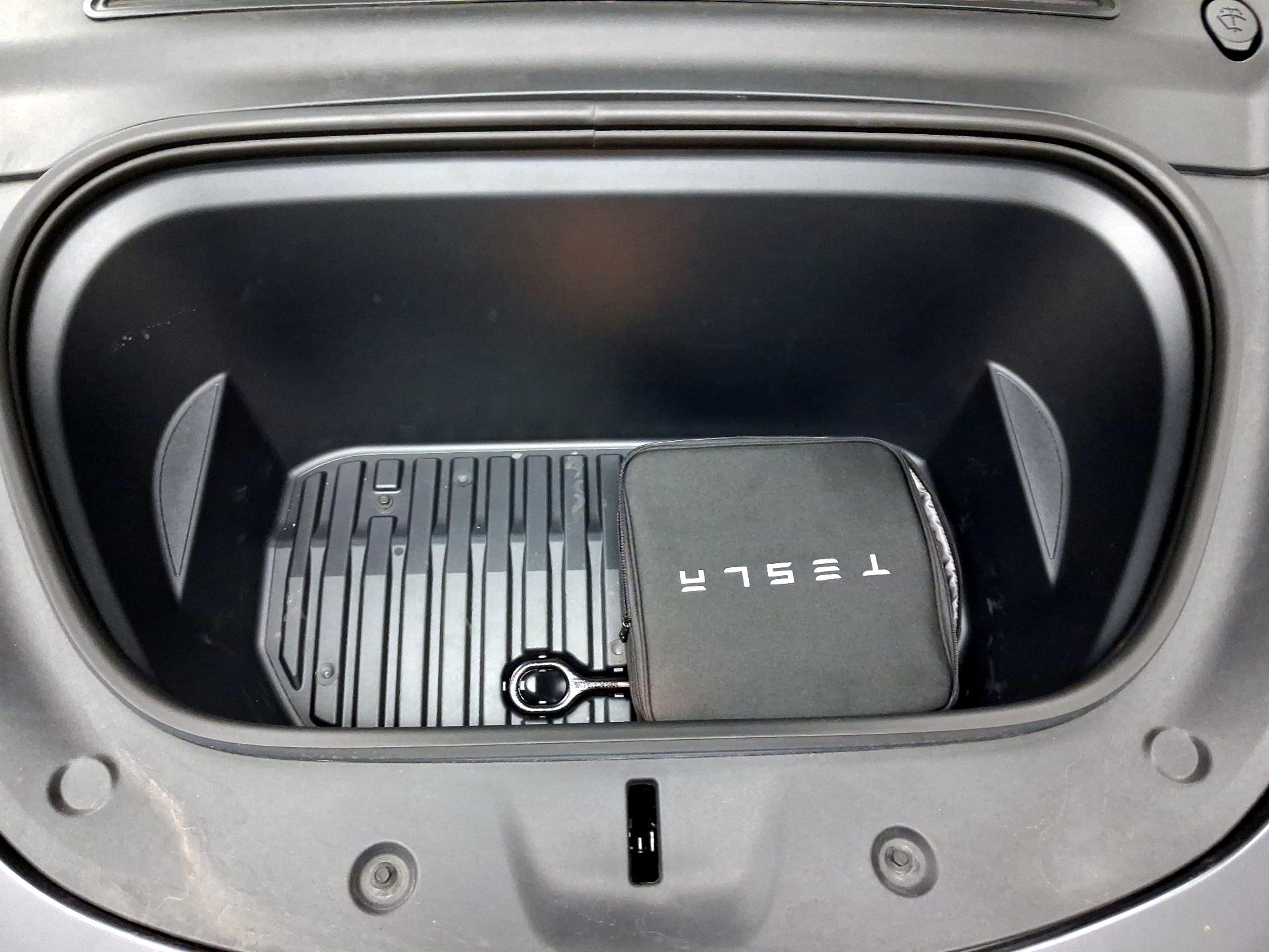 Thumbnail: 2025 Tesla Model Y - 20