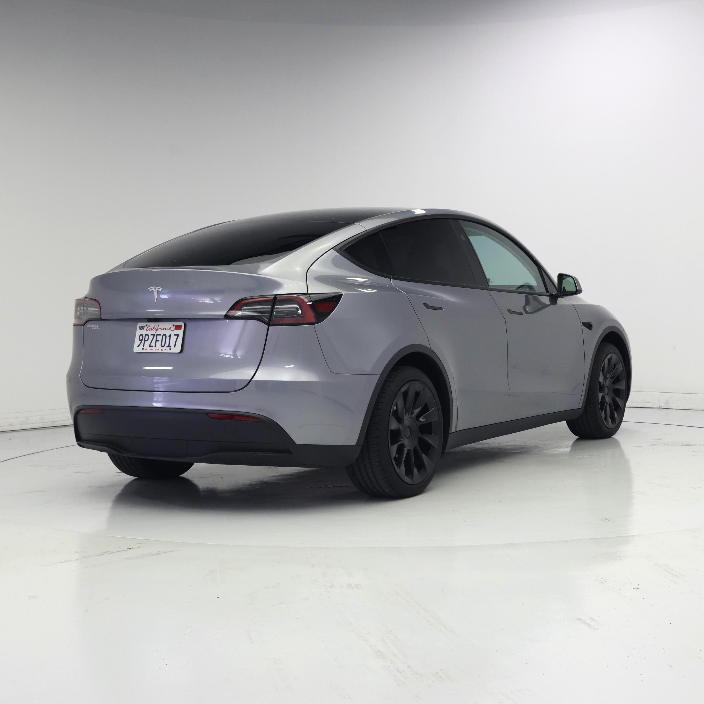 Thumbnail: 2025 Tesla Model Y - 8