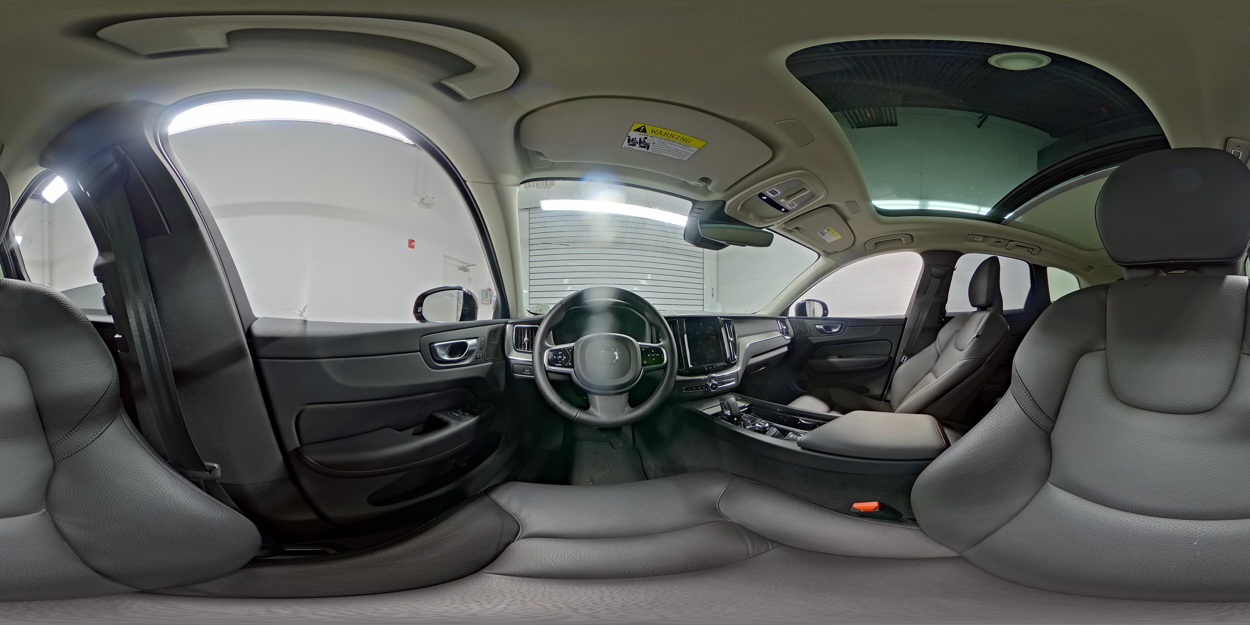 2025 Volvo XC60 Plus - Photo 28