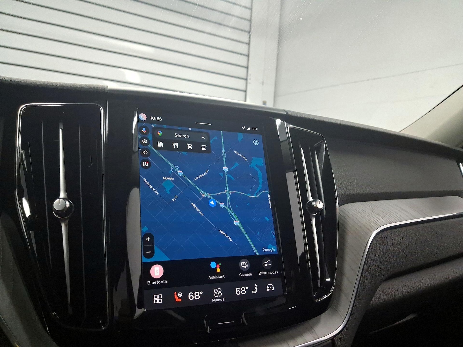 2025 Volvo XC60 Plus - Photo 15