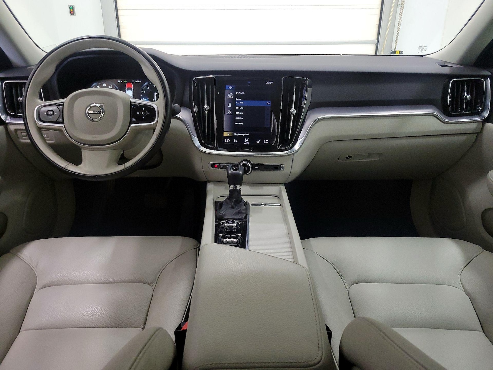 2020 Volvo S60 Momentum - Photo 10