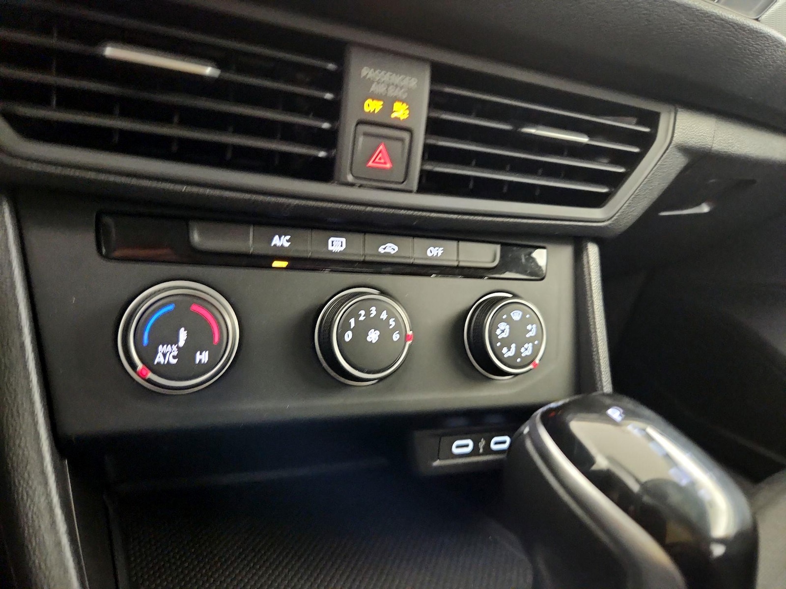 2024 Volkswagen Jetta S - Photo 17