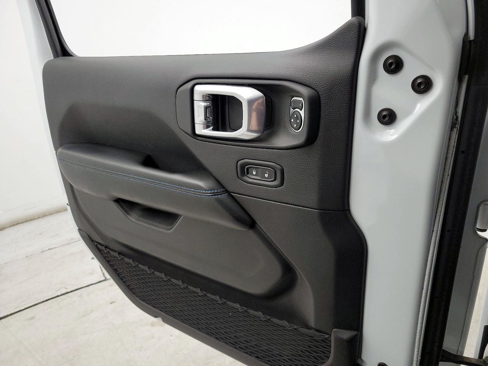 2024 Jeep Wrangler 4xe Rubicon X 4XE - Photo 13