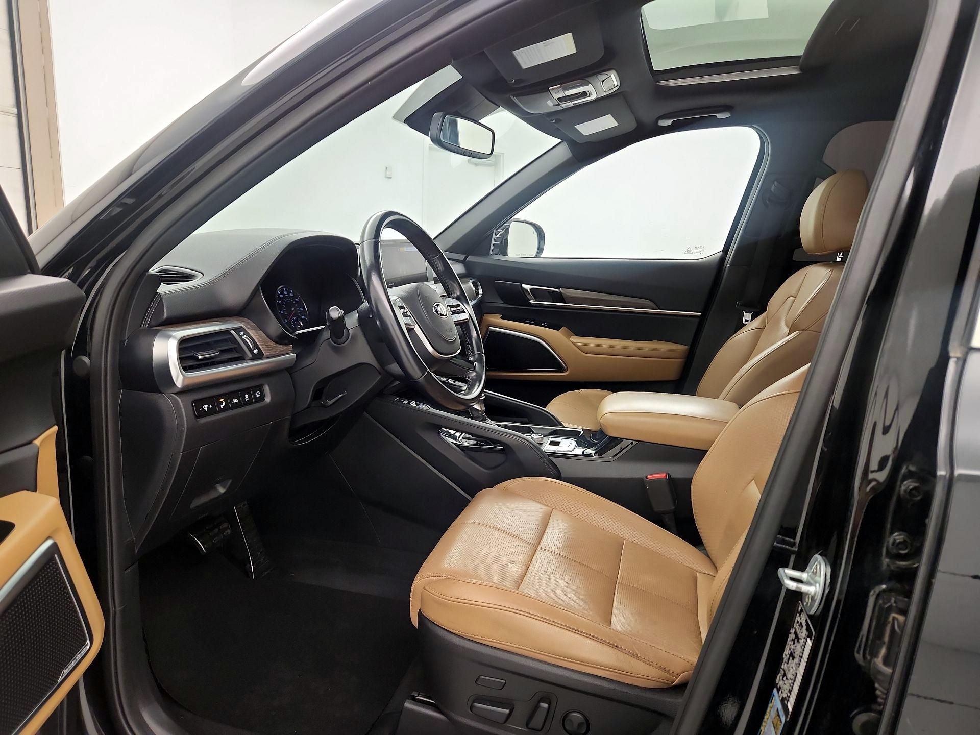 Thumbnail: 2020 Kia Telluride - 11