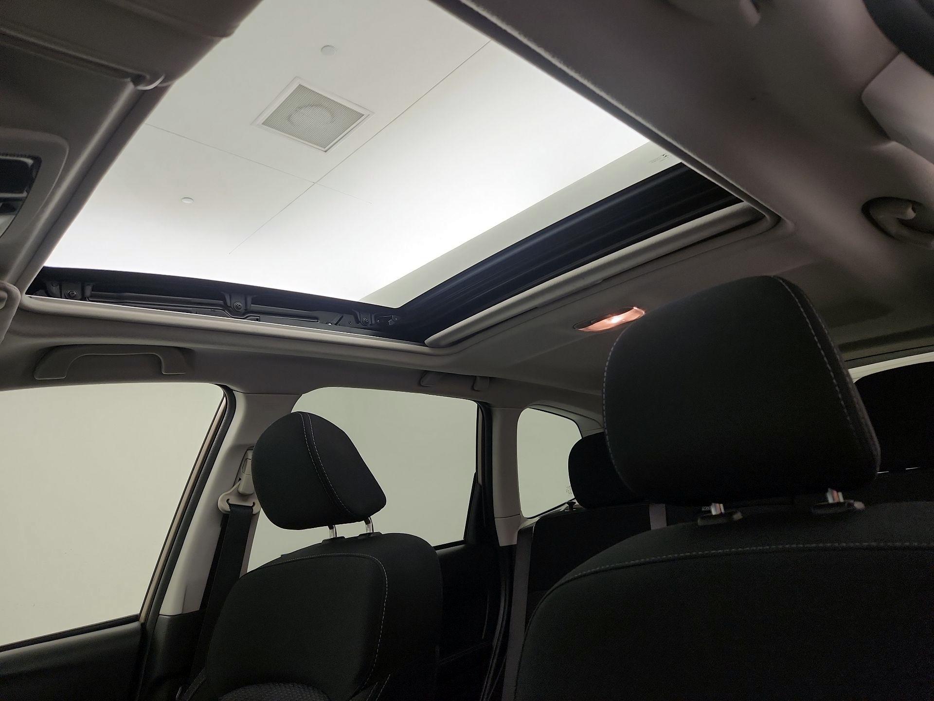 Thumbnail: 2016 Subaru Forester - 19