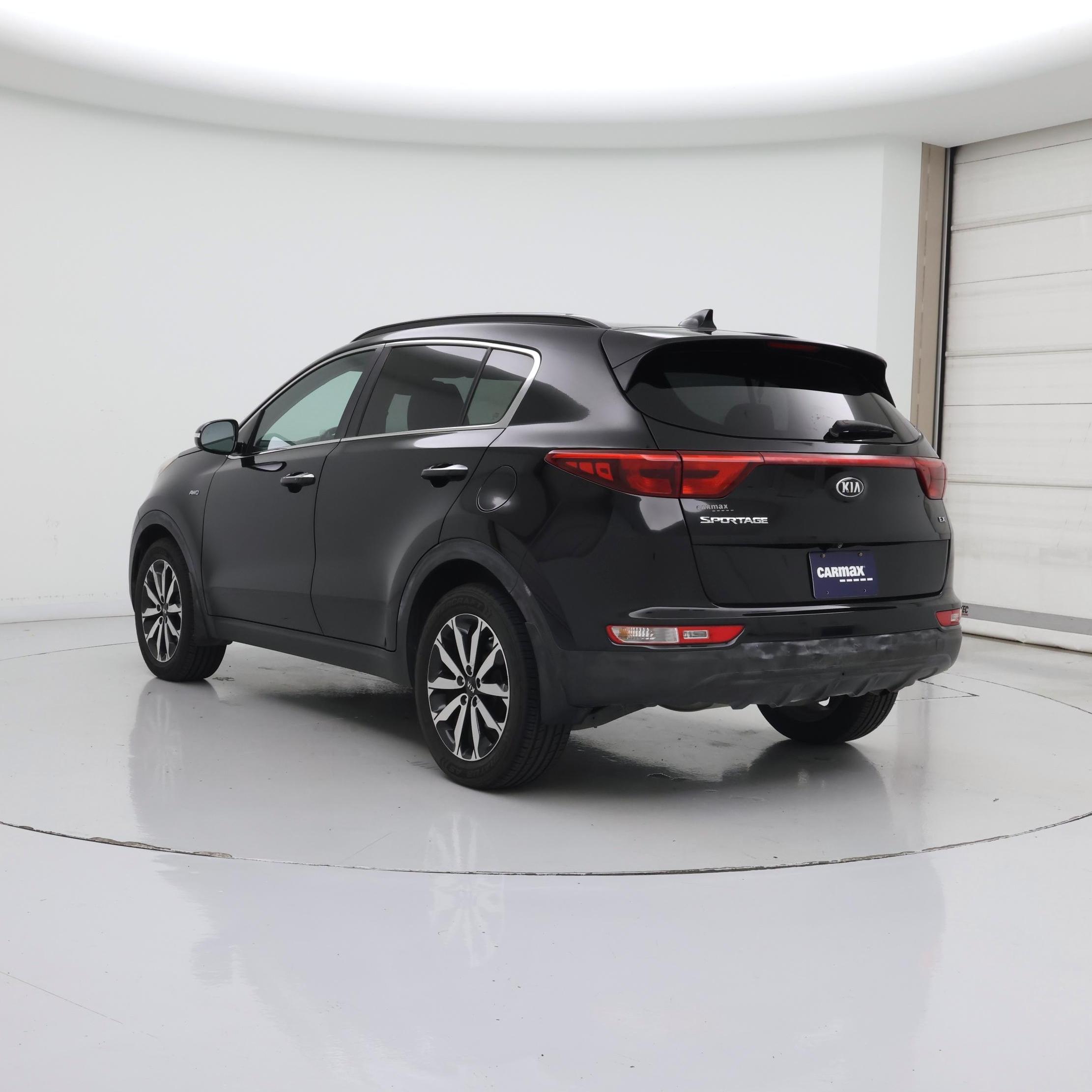 Thumbnail: 2019 Kia Sportage - 2