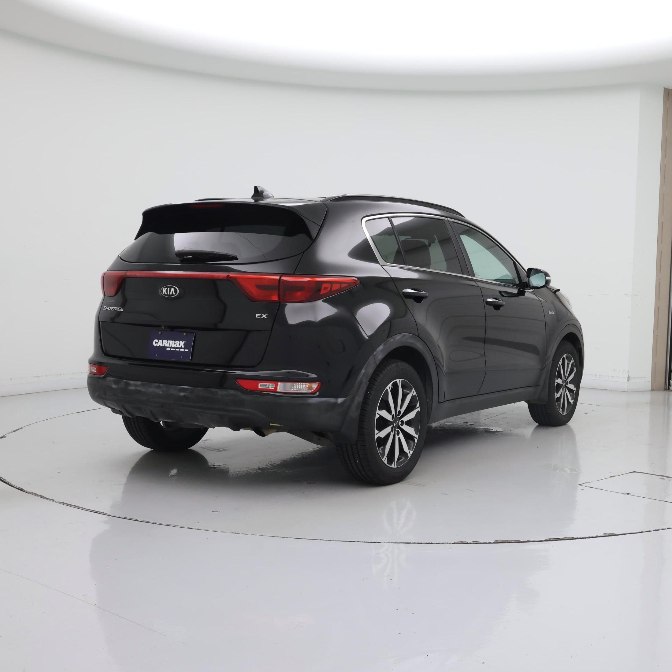 Thumbnail: 2019 Kia Sportage - 8
