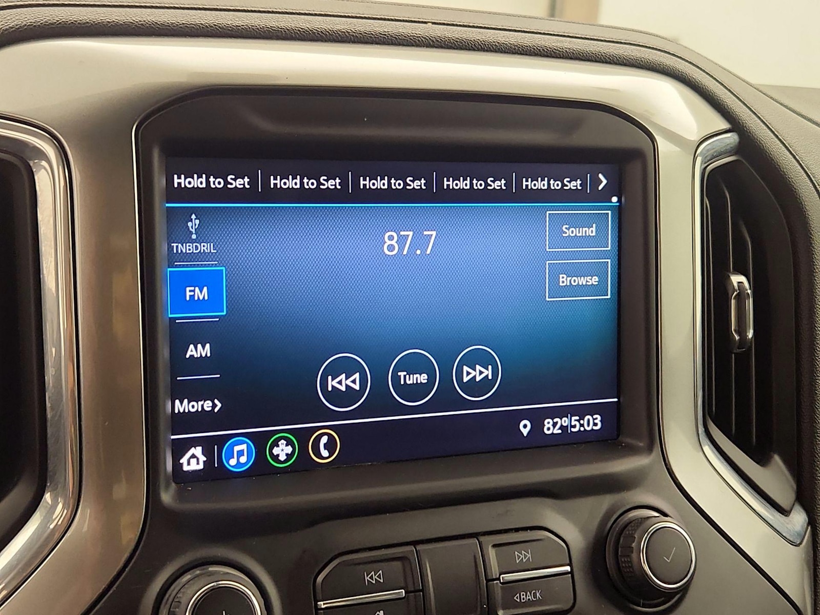 2020 Chevrolet Silverado 1500 LT - Photo 16