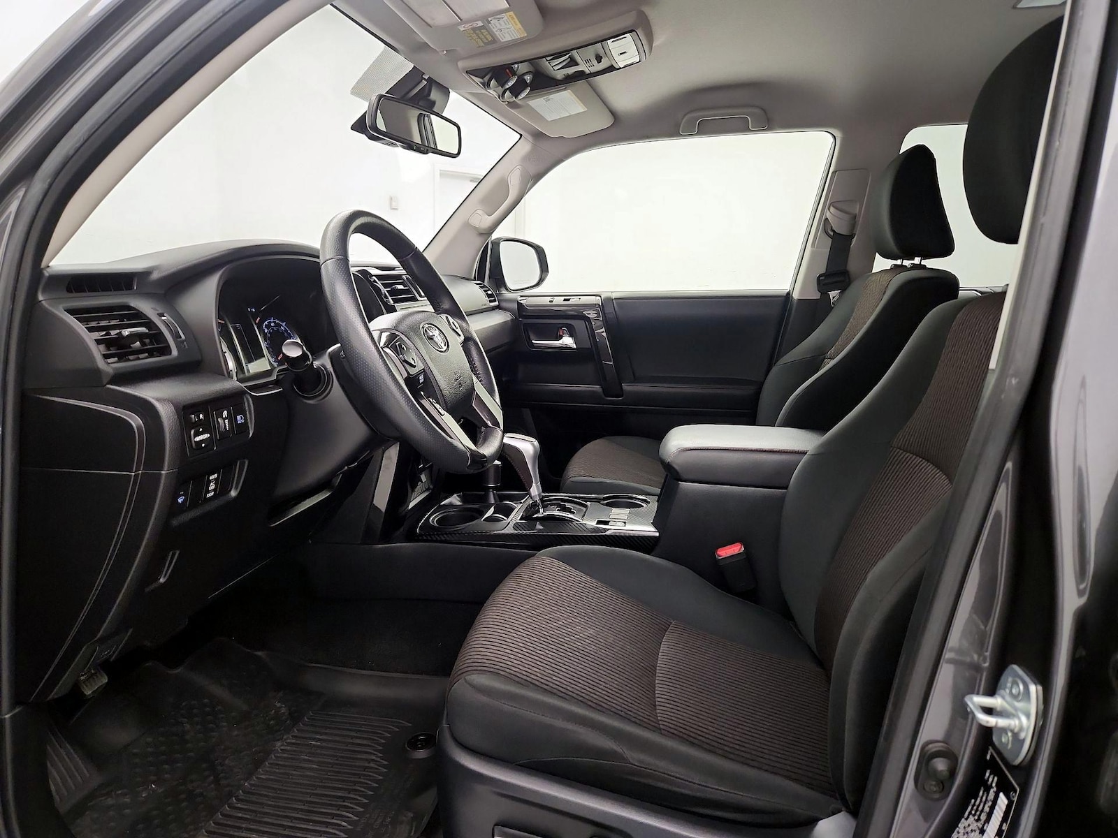 2021 Toyota 4Runner Off-Road - Photo 12