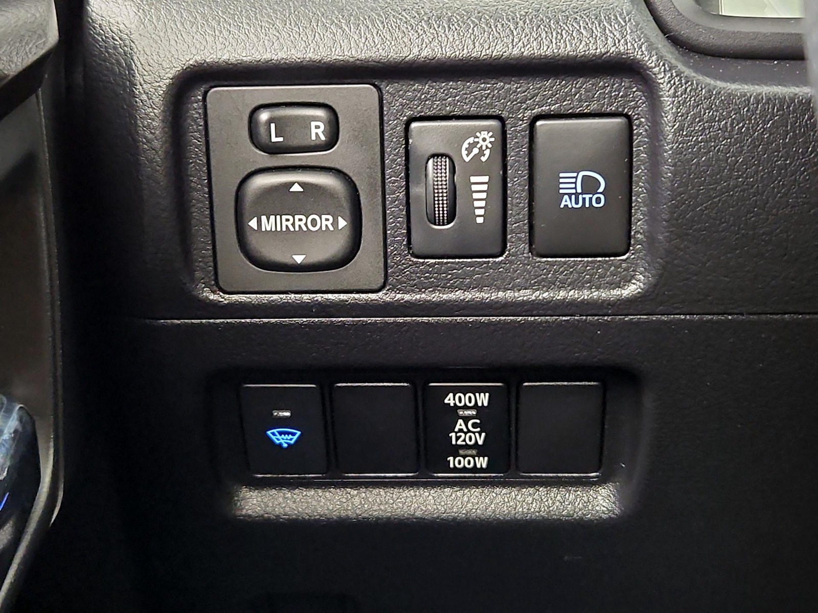 2021 Toyota 4Runner Off-Road - Photo 14