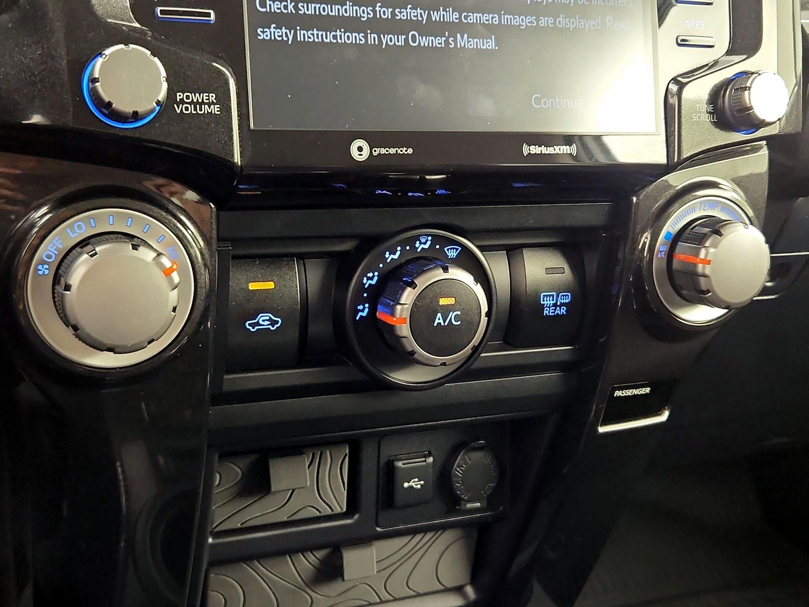 2021 Toyota 4Runner Off-Road - Photo 18