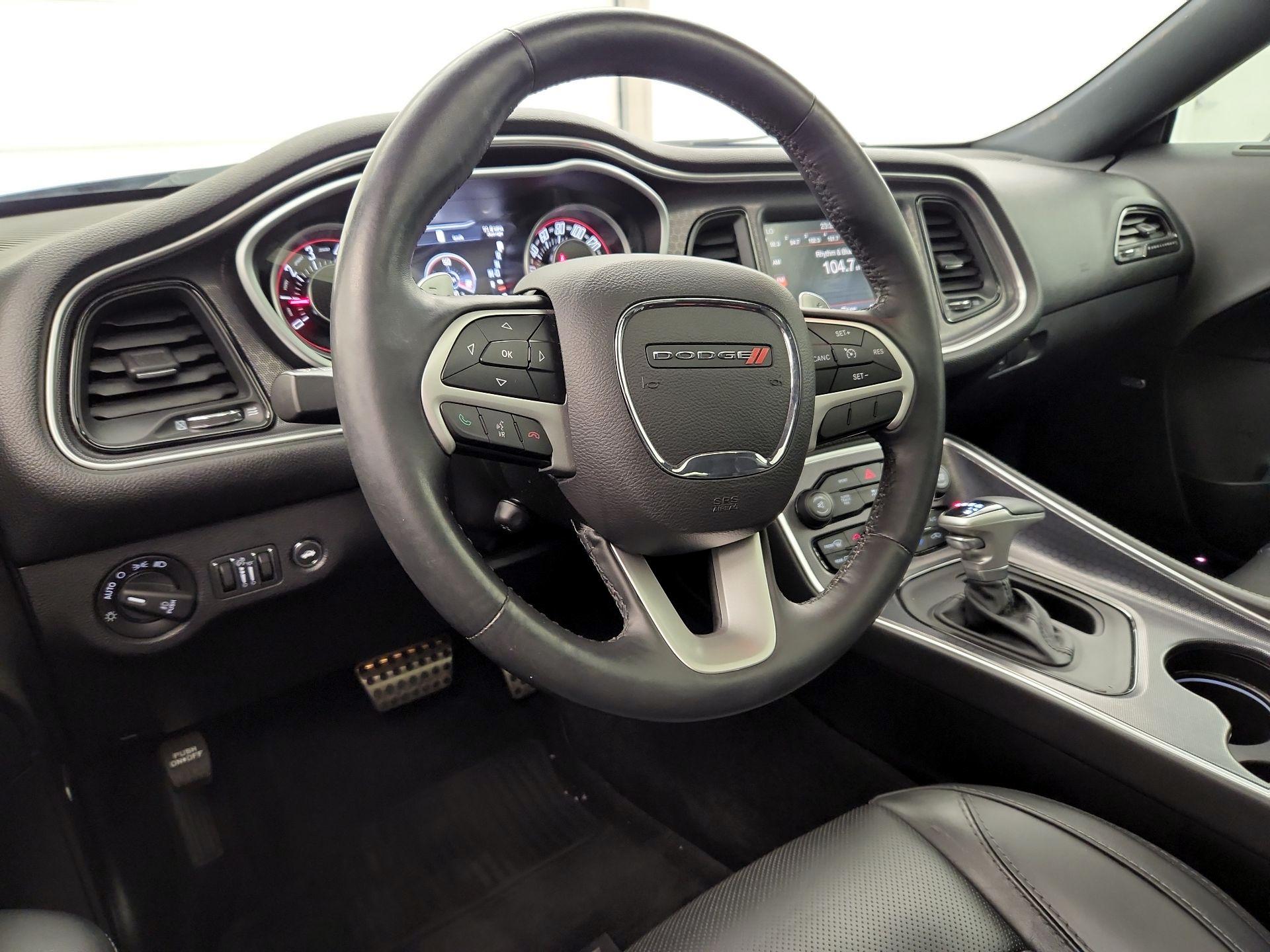 Thumbnail: 2015 Dodge Challenger - 9
