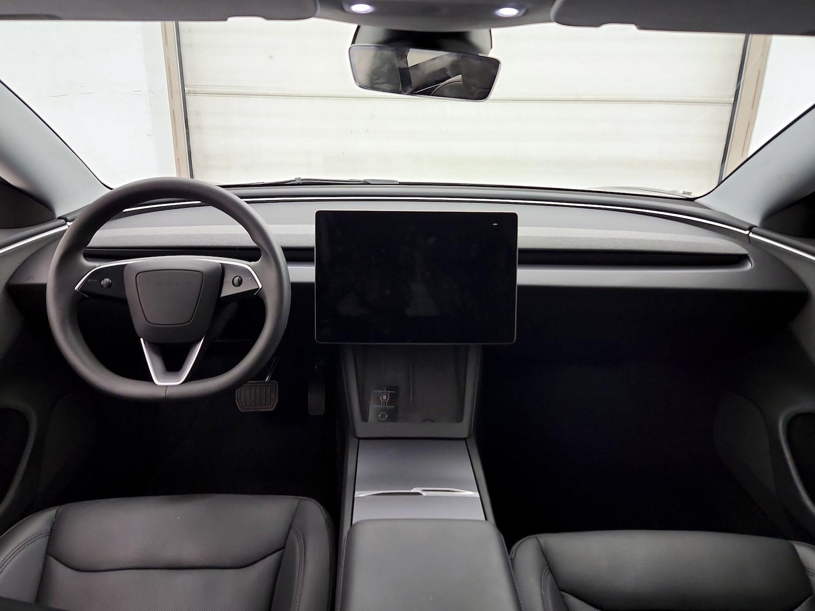 2025 Tesla Model 3 Long Range - Photo 10