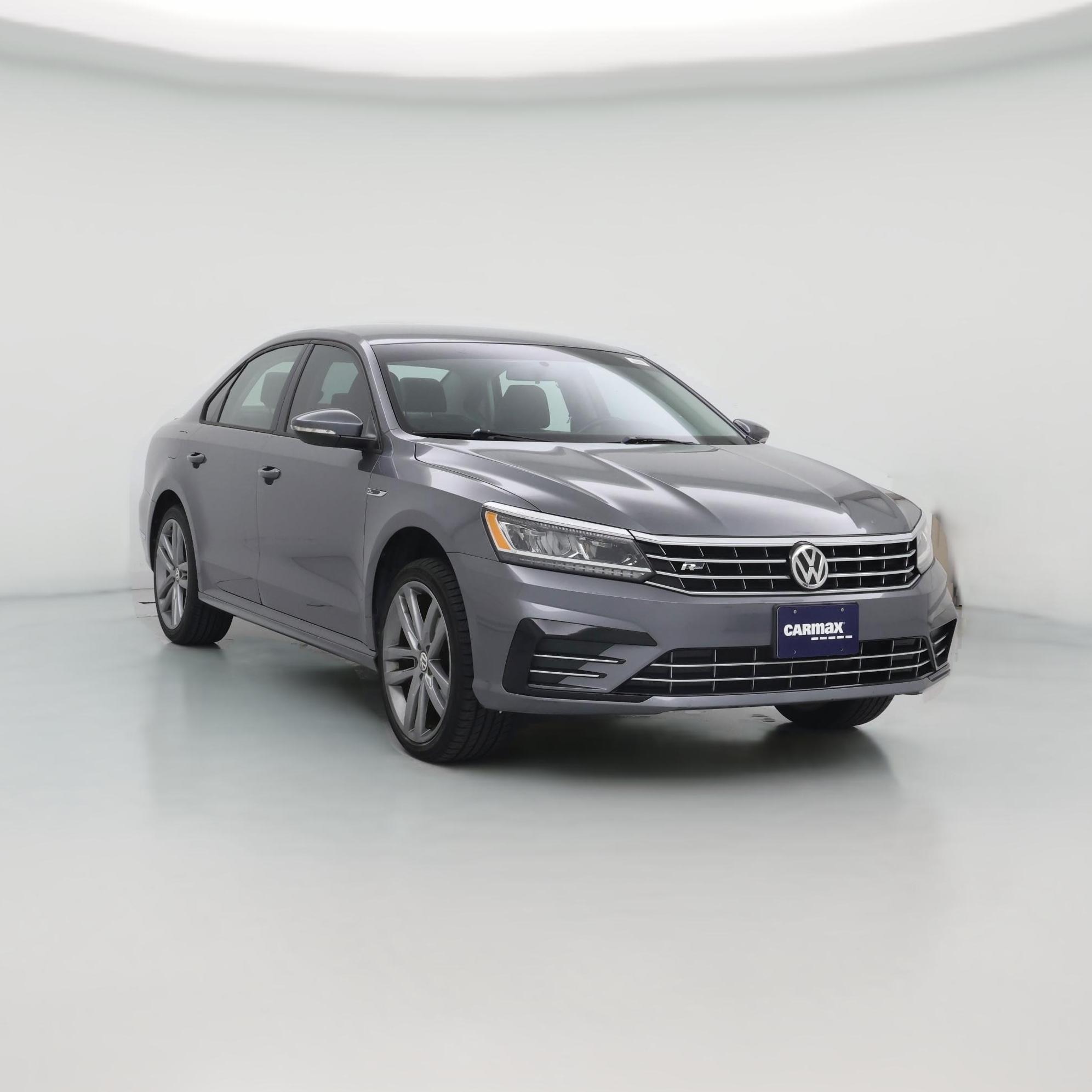 Thumbnail: 2018 Volkswagen Passat - 1