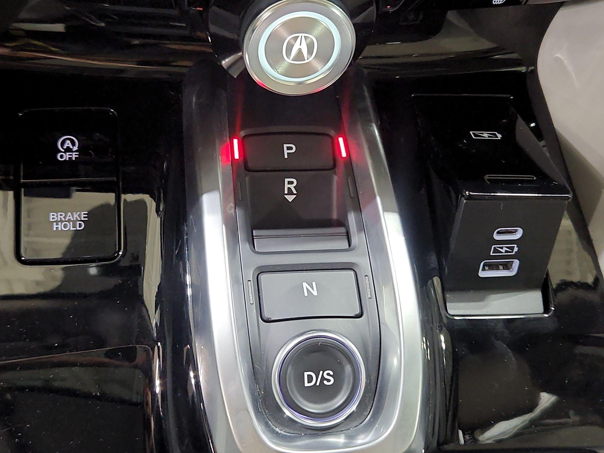 Thumbnail: 2023 Acura MDX - 18