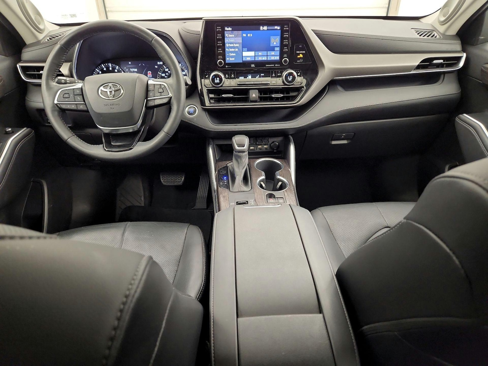 2021 Toyota Highlander Limited - Photo 10